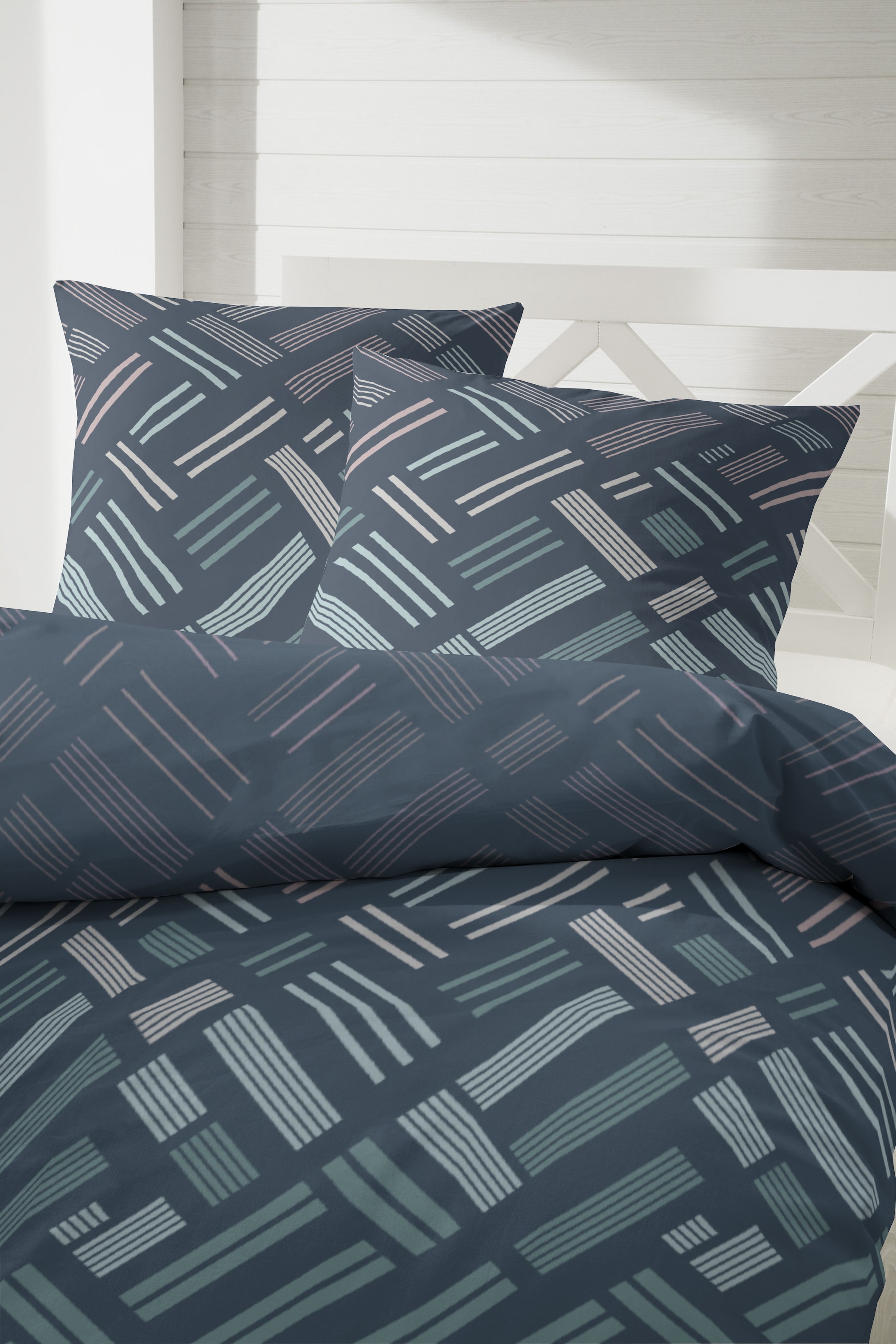 Primera Bettwäsche »Satin Bettwäsche "Retro"« 2 Stk. Mit Kindheitserinernden Tetris strukturen