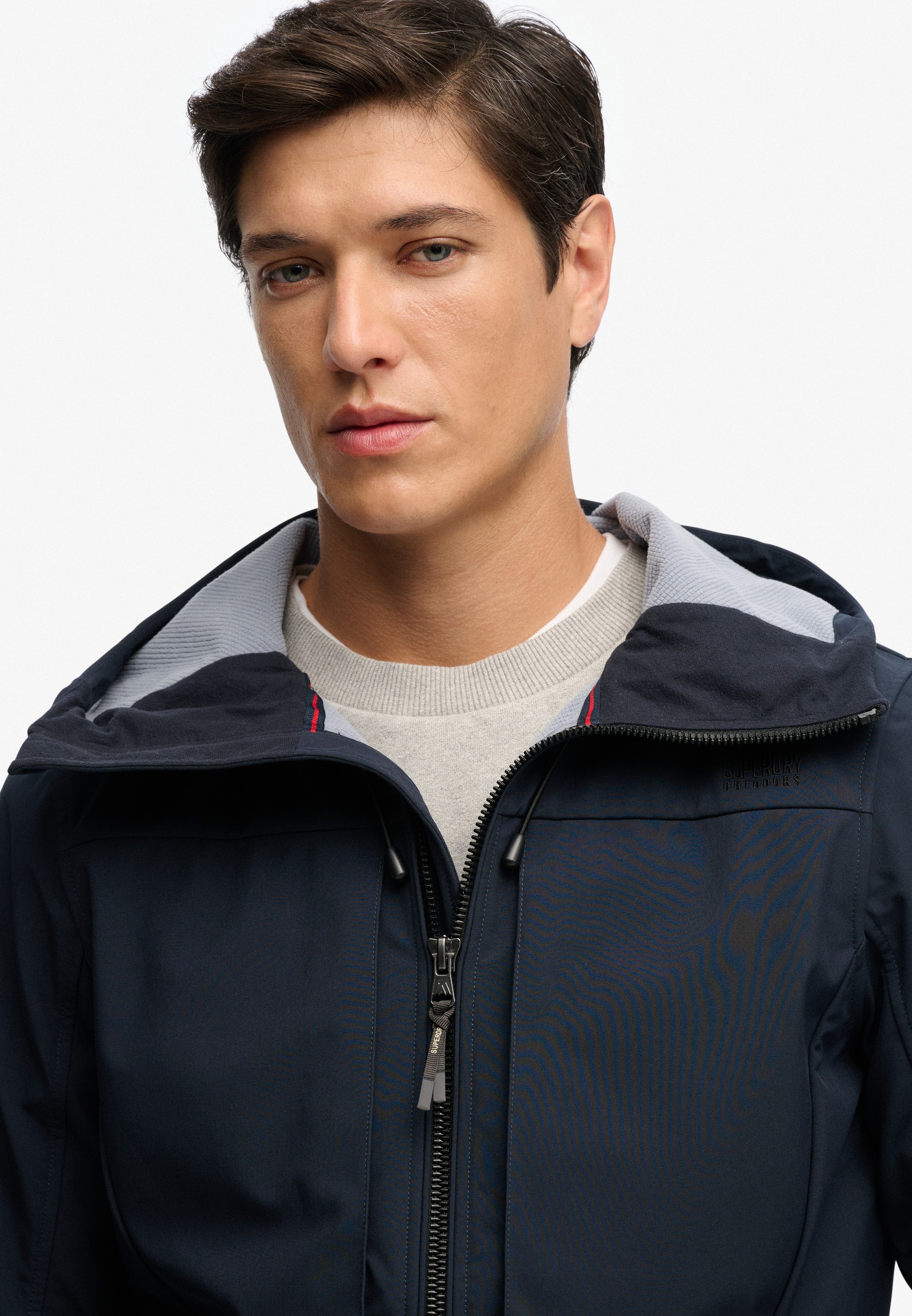 Superdry Outdoorjacke »HOODED SOFTSHELL TREKKER JKT« mit Kapuze