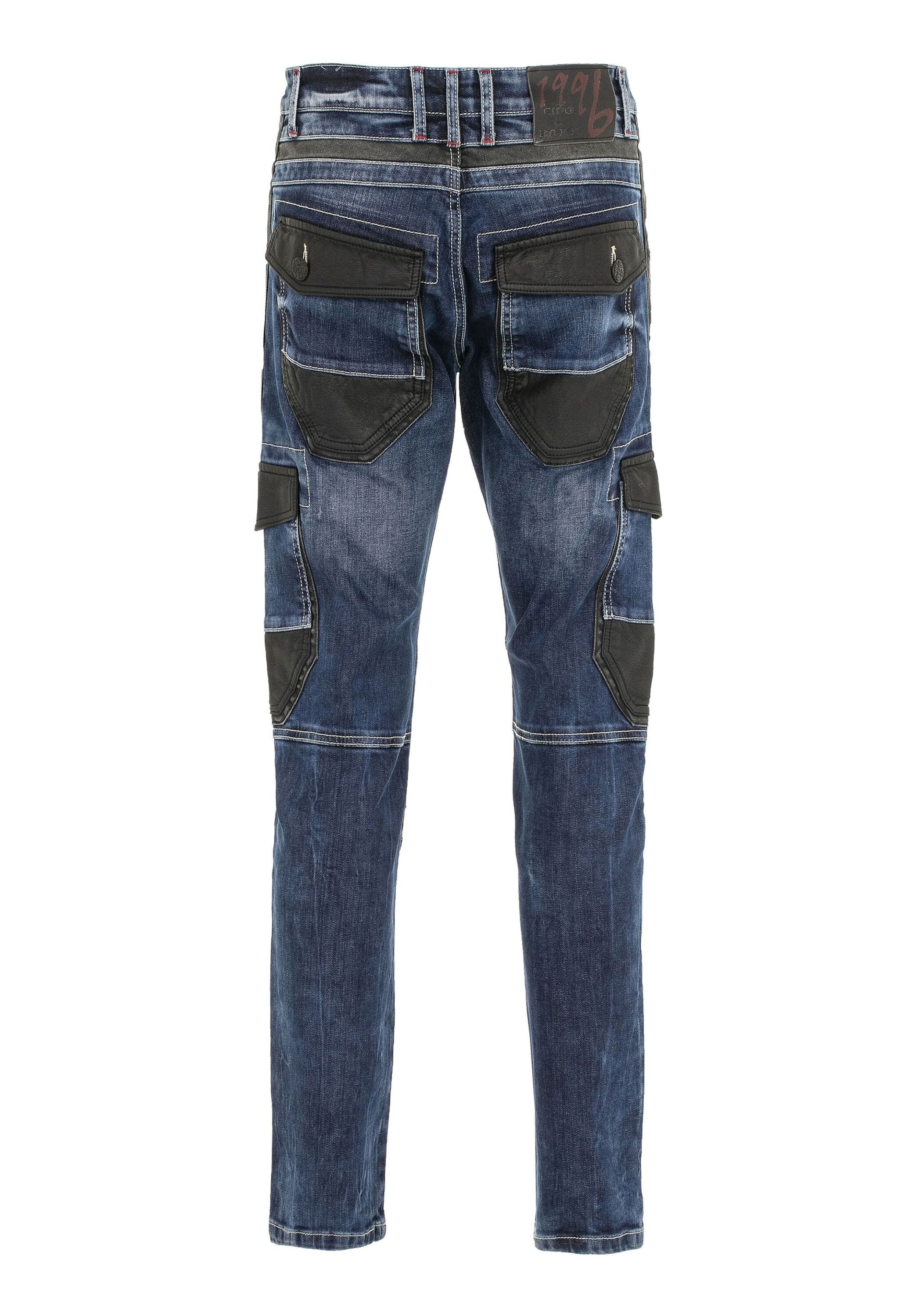 Cipo & Baxx Regular-fit-Jeans »Cipo & Baxx Jeans DENIM« bequeme Jeans mit auffälligen Applikationen, CD586