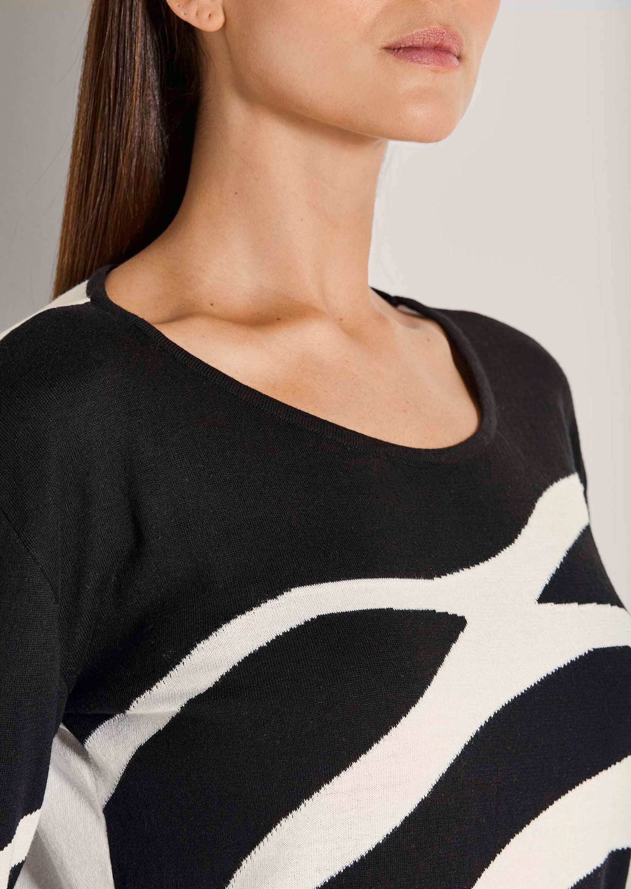 MADELEINE Longpullover »Pullover Pullover mit Intarsien-Muster«