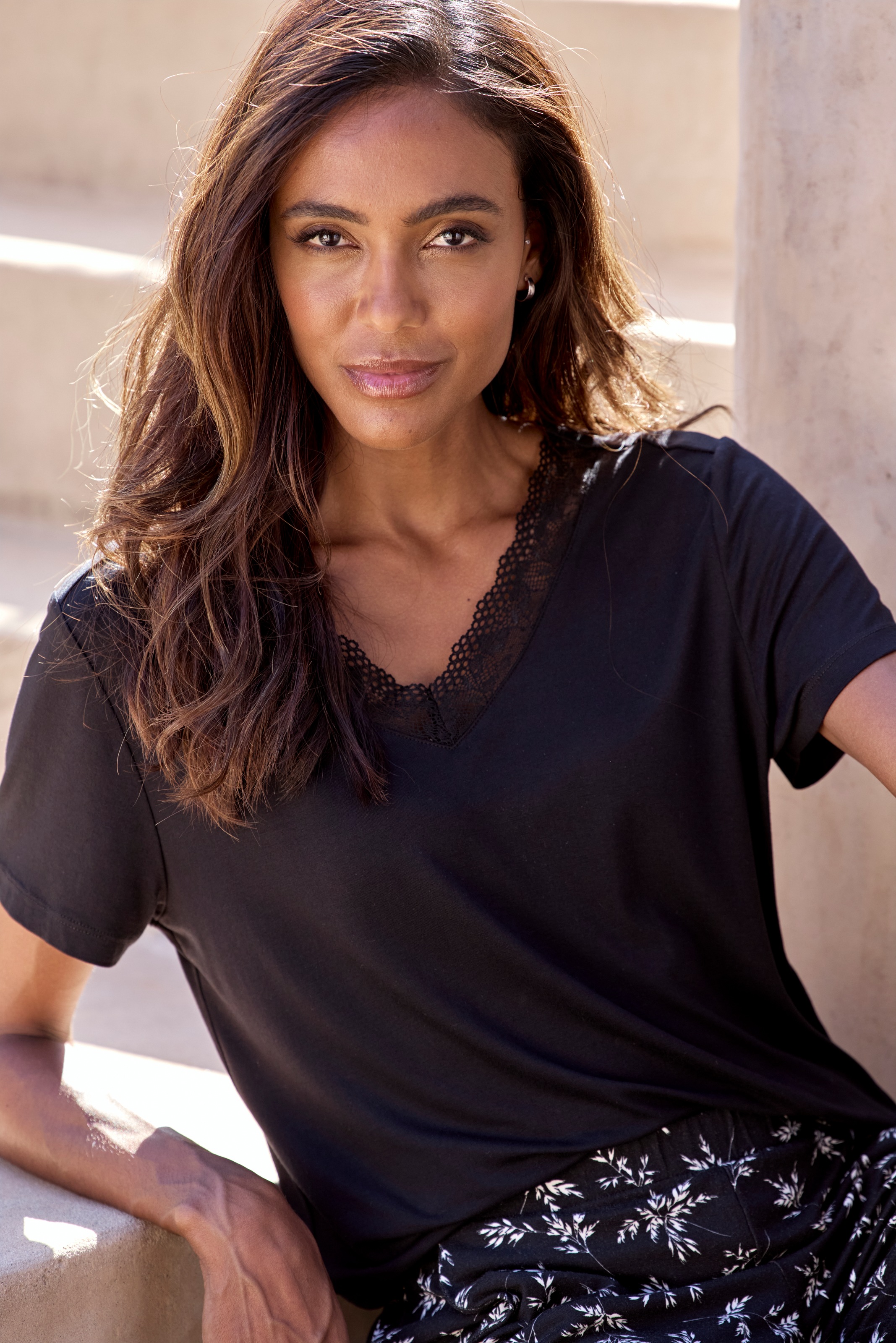 Vivance Dreams Pyjama Set, 2-teilig, 2 mit süßem Blumen-Print