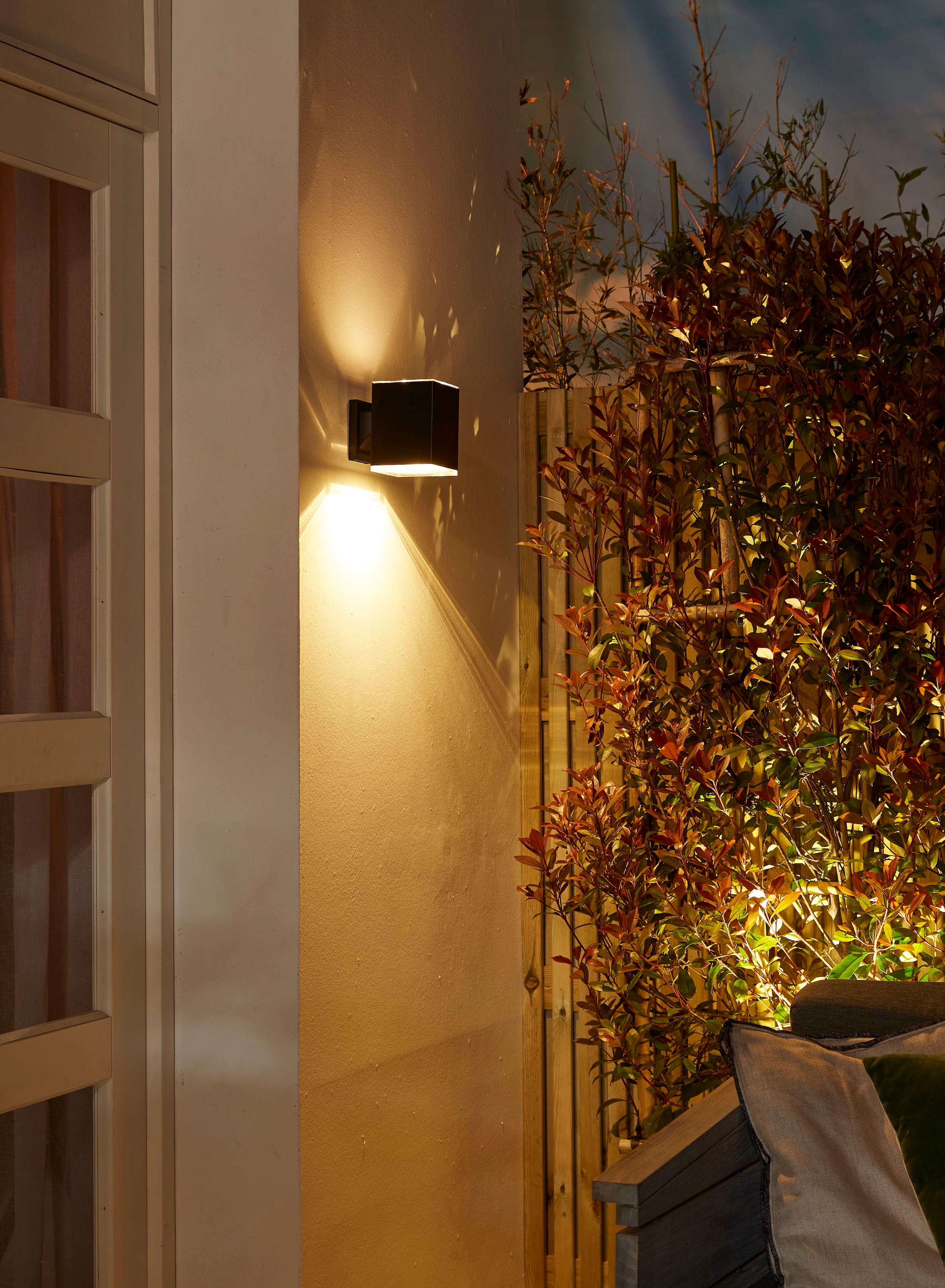 LUXFORM LED Außen-Wandleuchte »Luxform Solar Maine« LED-Modul 1 Stk. Warmweiß LED-Wandleuchte, Solarenergie, warmweiß, IP44