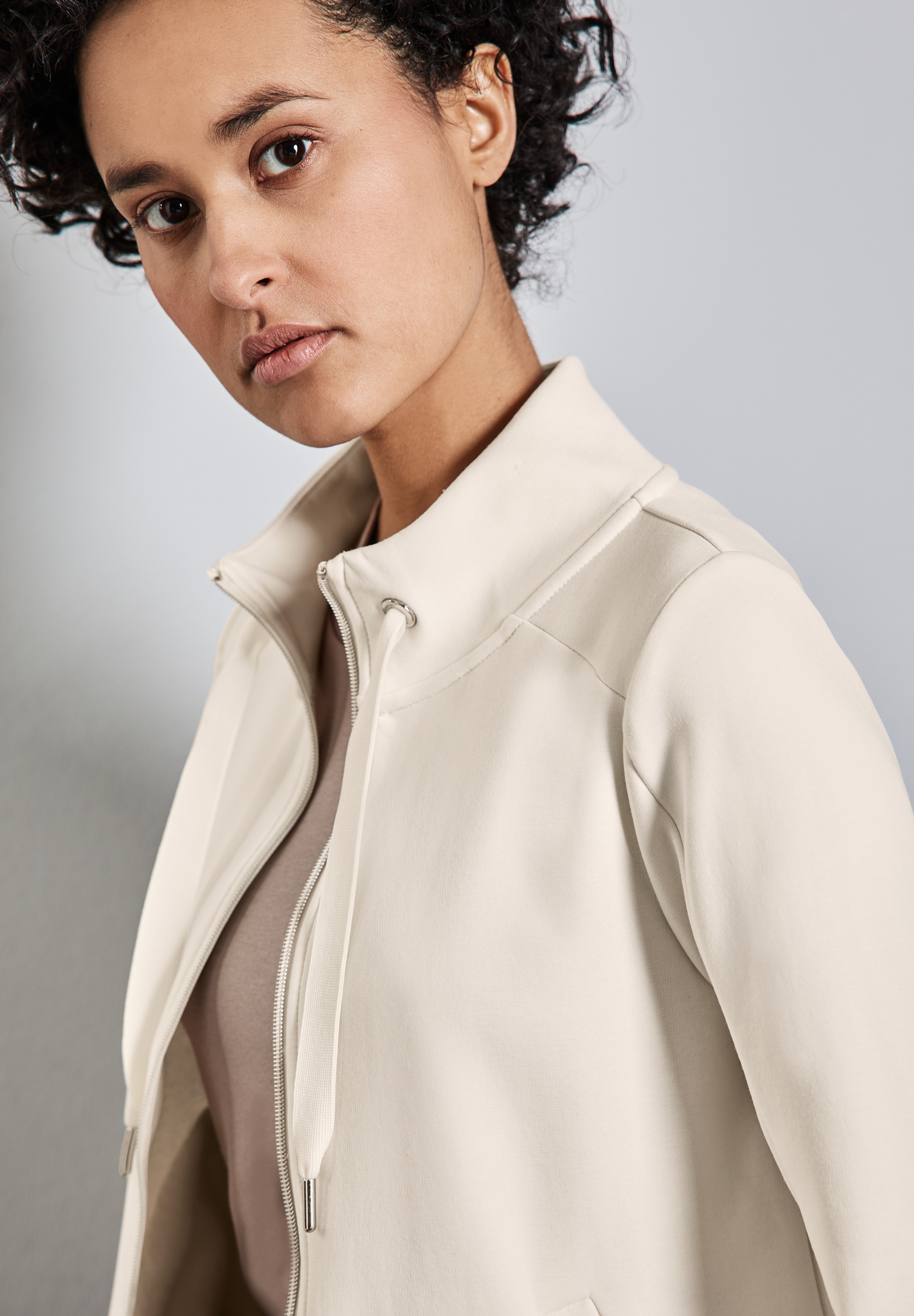 STREET ONE Sweatjacke, mit Tunnelzug