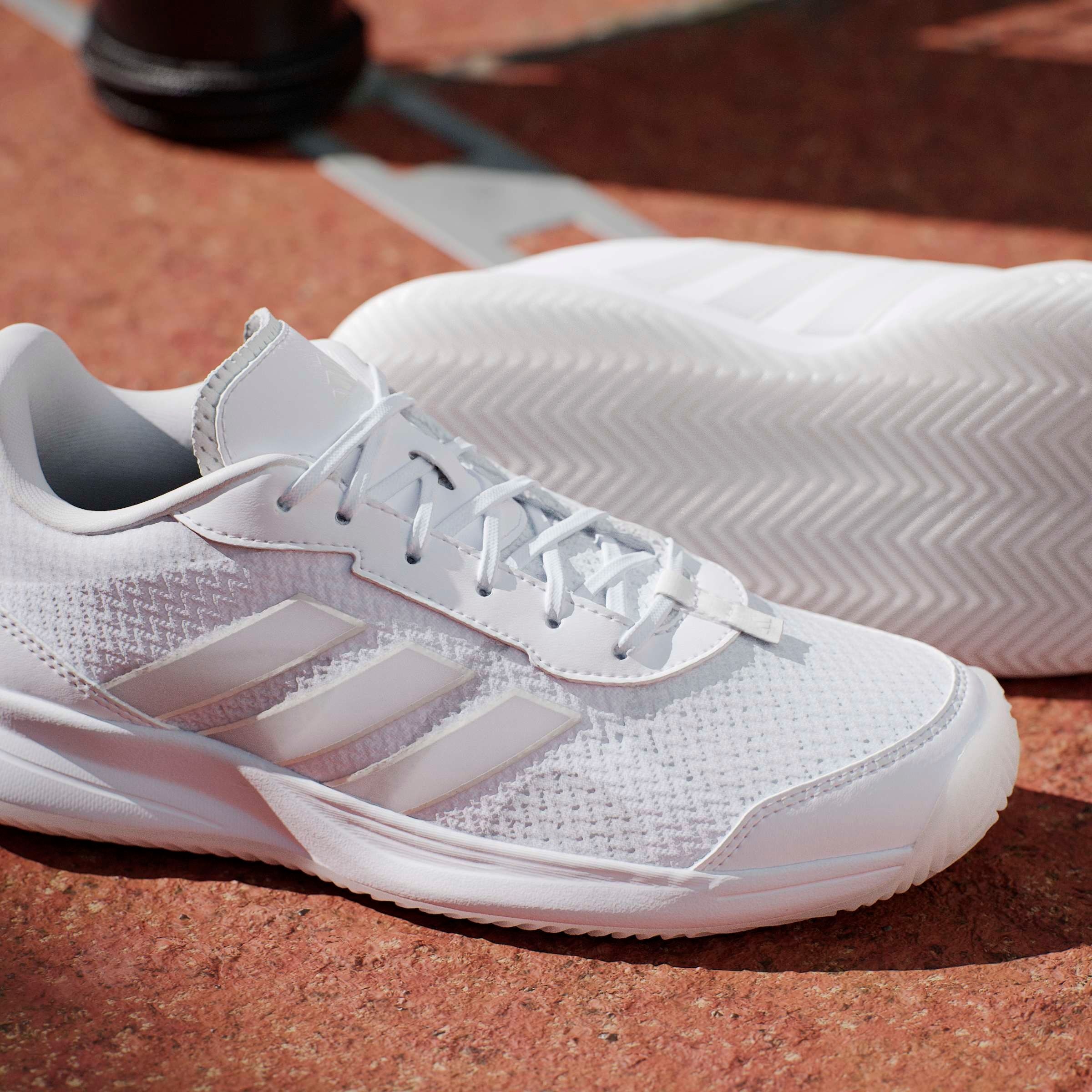 adidas Performance Tennisschuh »AVAFLASH«
