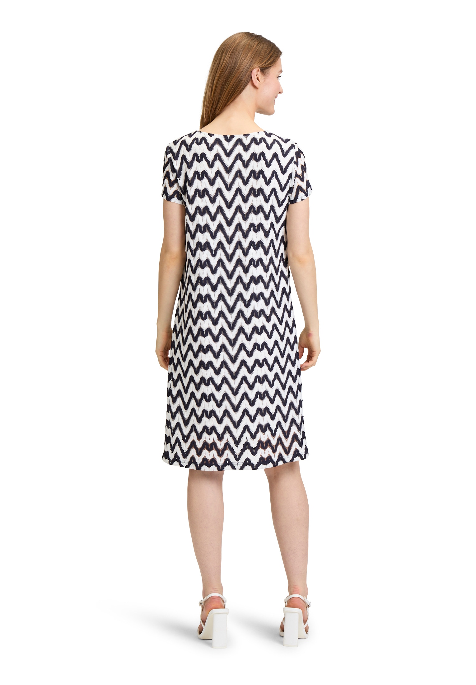 Betty Barclay Sommerkleid »Sommerkleid mit V-Ausschnitt«
