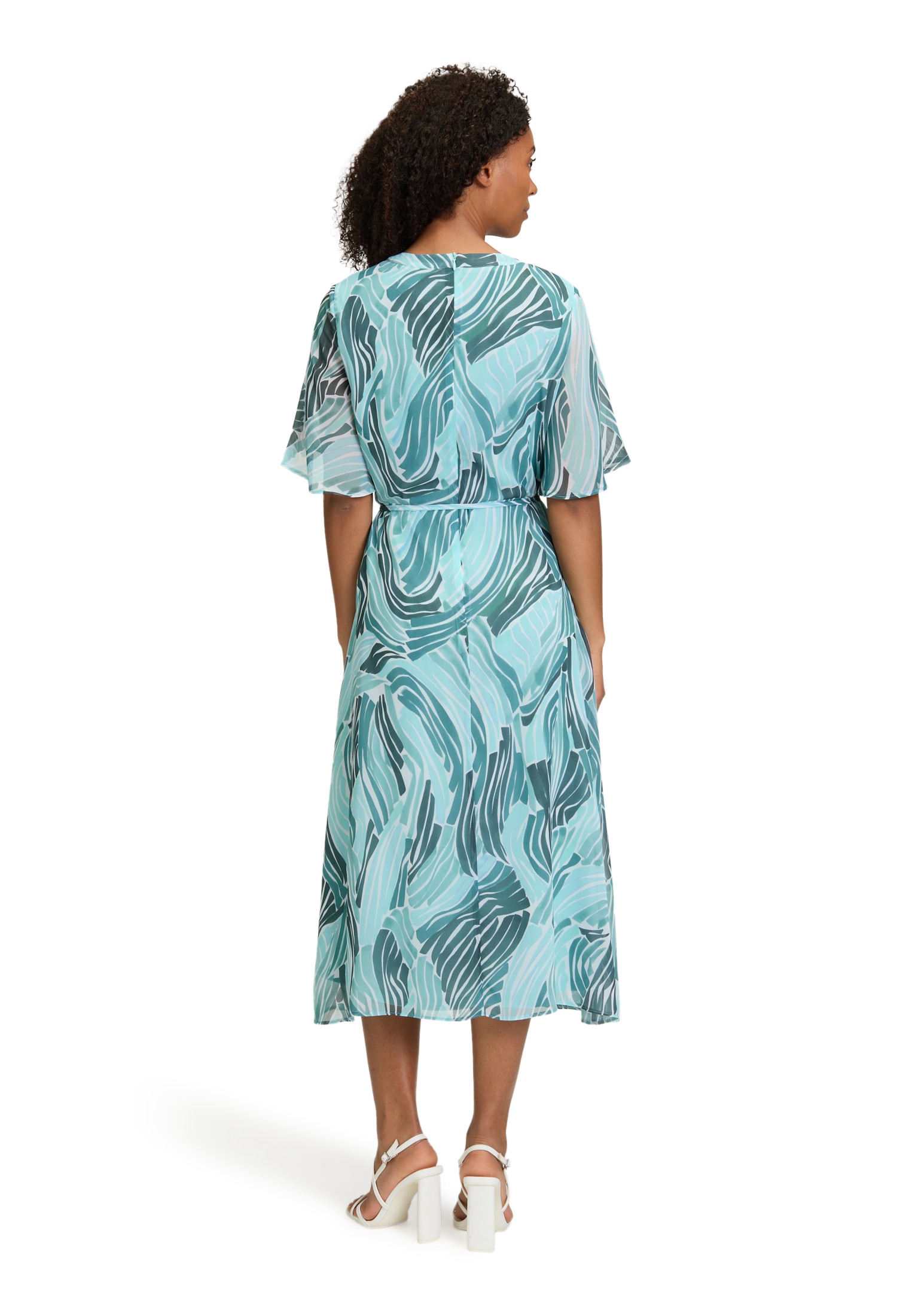 Betty&Co Chiffonkleid »Chiffonkleid mit Flügelärmeln«