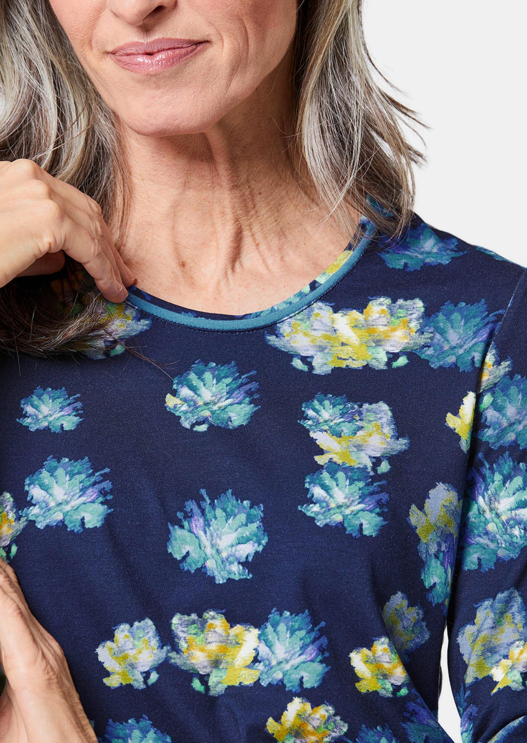 GOLDNER Print-Shirt »Kurzgröße Druckshirt in kraftvollen Farben«