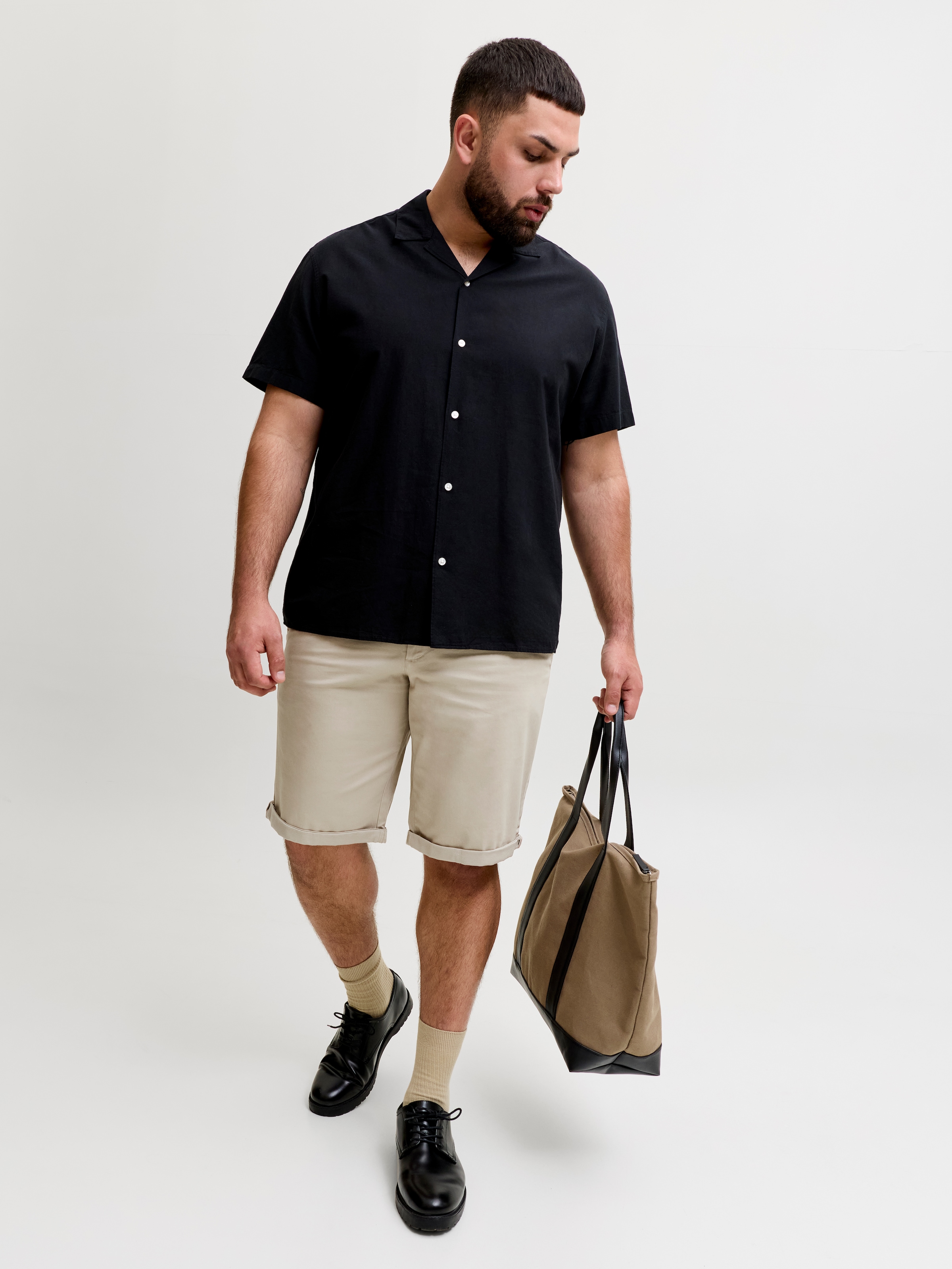 Jack & Jones PlusSize Chinoshorts »JPSTBOWIE JJSHORTS SOLID SN  PLS«  mit Umschlag
