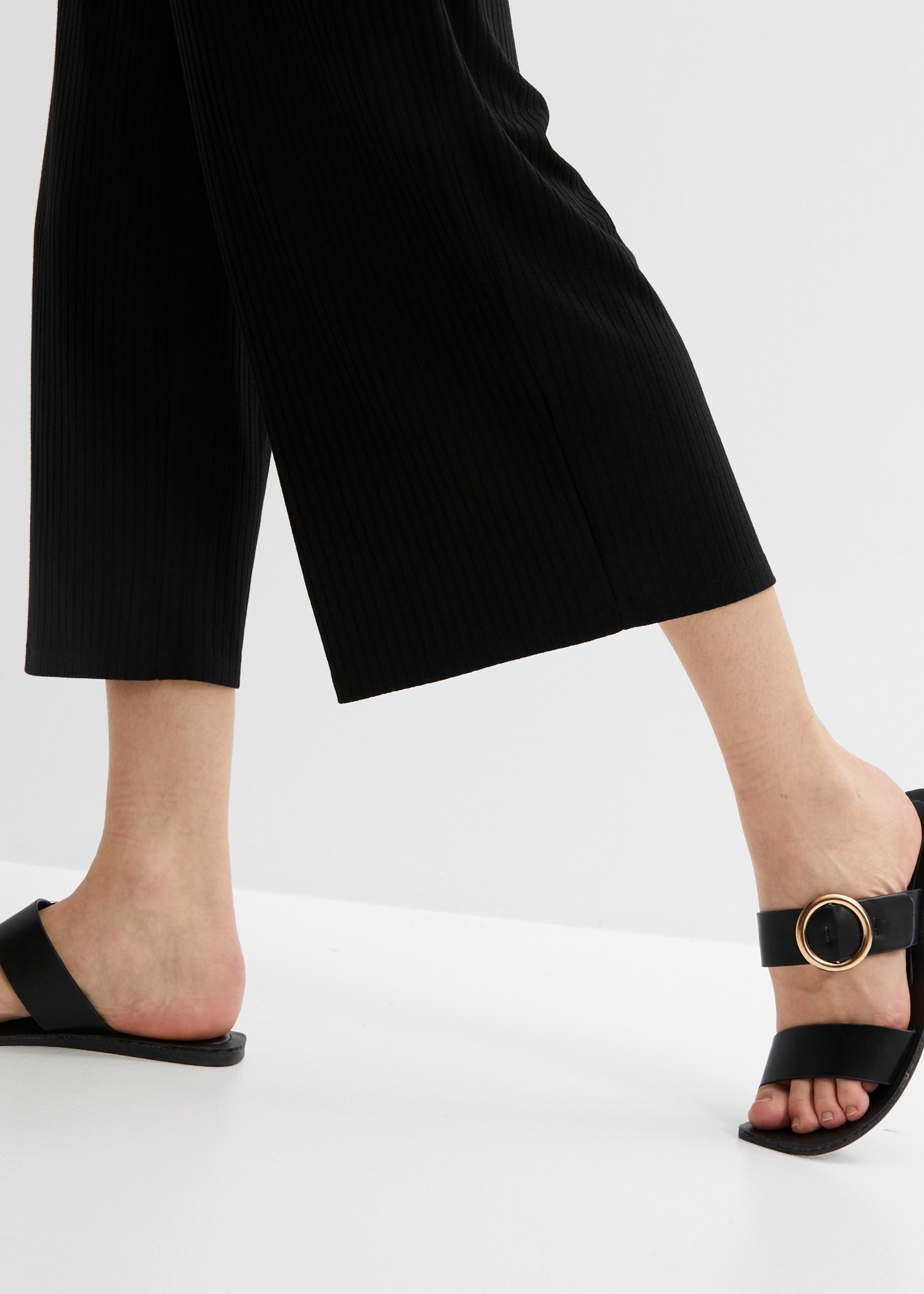 bonprix Jerseyhose »Jersey-Hose aus Rippe mit Bequembund«  aus Viskose, Polyester und Elasthan, lockere Passform, lässiger Stil