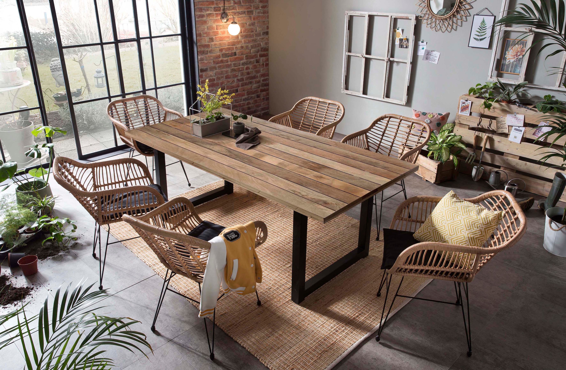 Möbilia Esstisch »Aletsch« gefertigt aus unbehandeltem Holz, recyceltes Gerüstholz