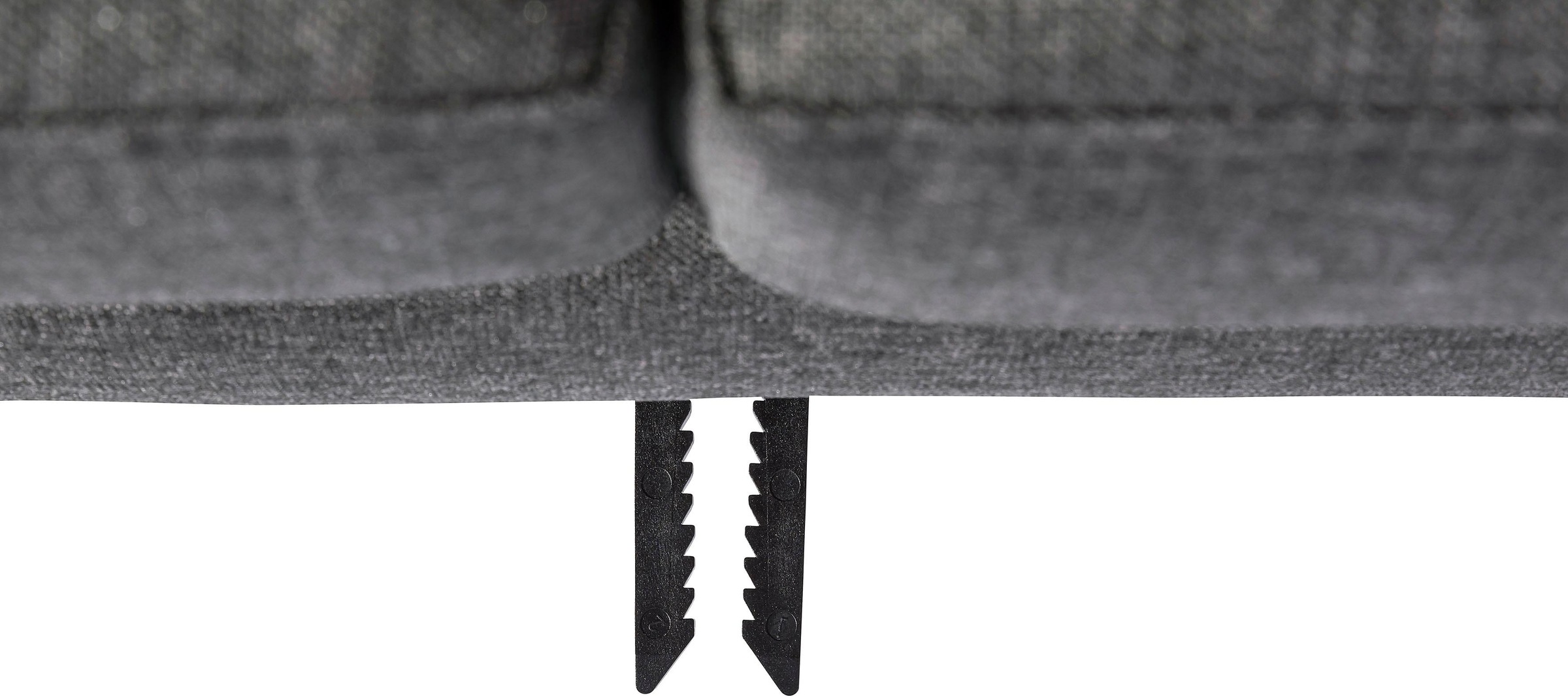 Max Winzer® Ecksofa »Flori guter Sitzkomfort, aktuelles Design, eleganter Chromfuß«, mit Longchair links oder rechts, inklusive Zierkissen