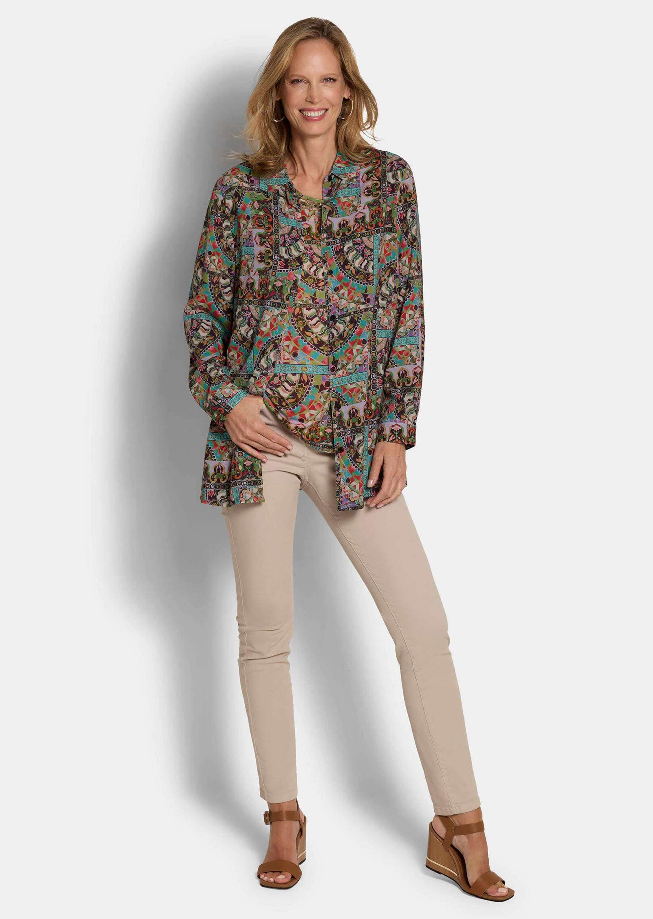 GOLDNER Hemdbluse »Kurzgröße Blusenshirt mit stilvollem Muster-Mix« verrdeckte Knopfleiste