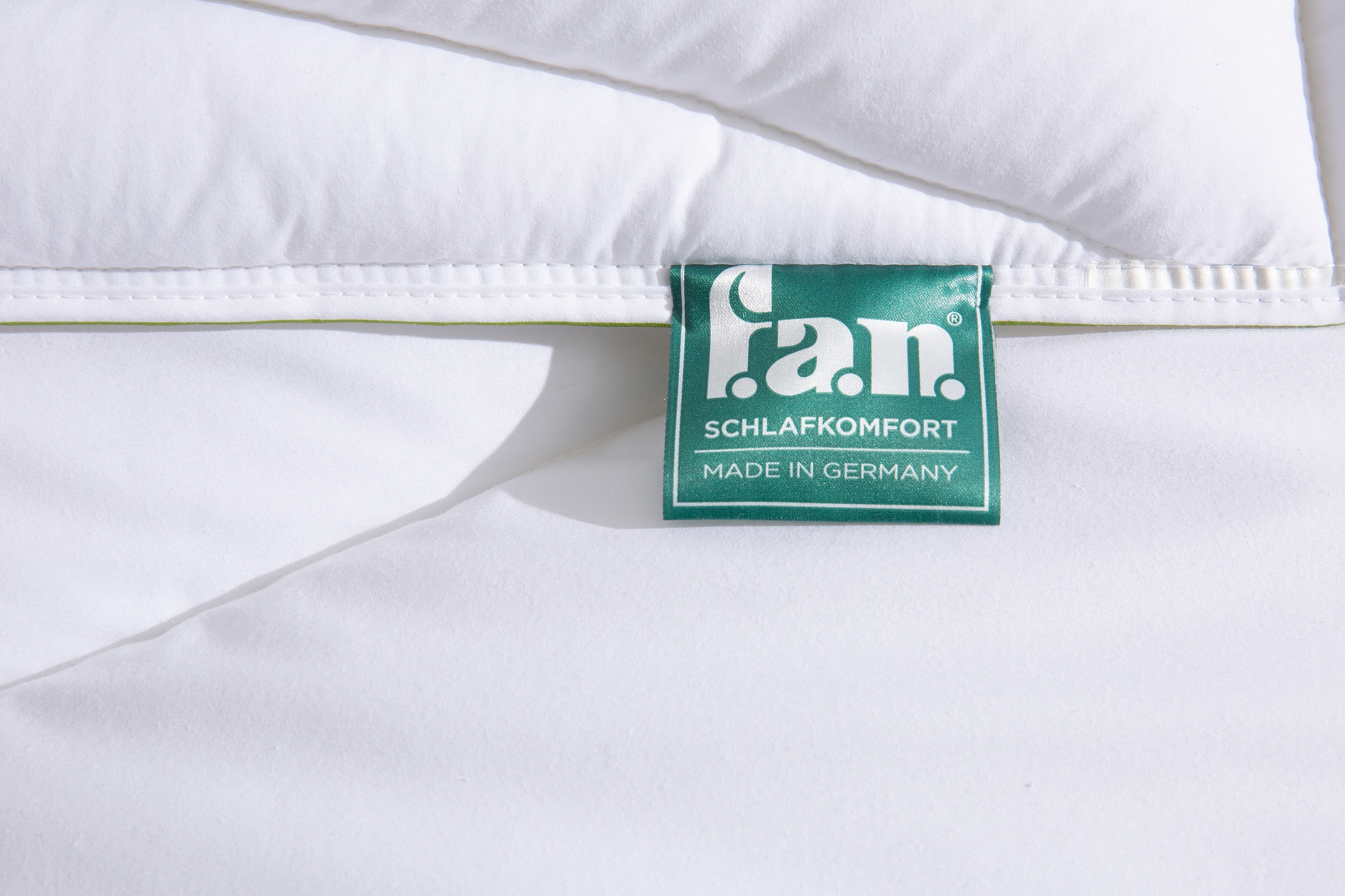 fan Kunstfaserbettdecke »f.a.n. Made in Green "Tegernsee"«, normal, (1 St.), ressourcenschonend hergestellt