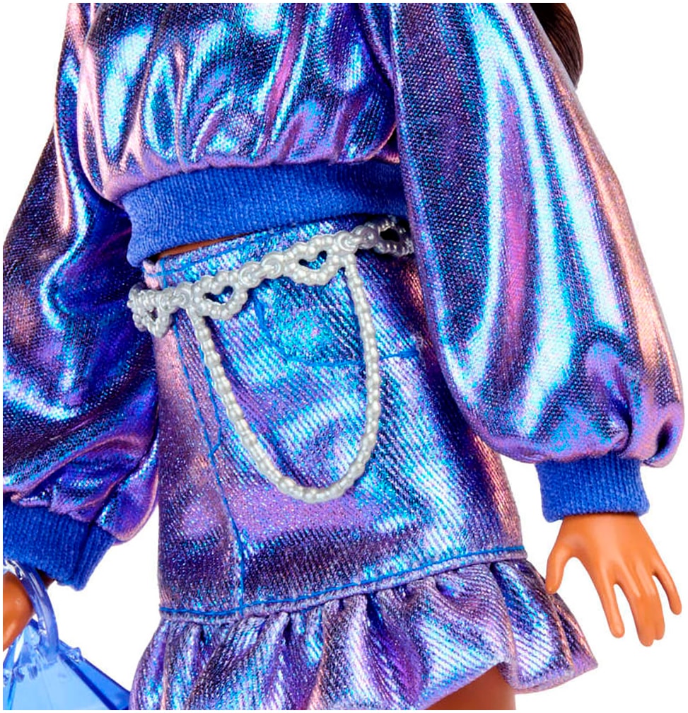 Barbie Anziehpuppe »Barbie Deluxe Style im blauen Metallic Outfit«