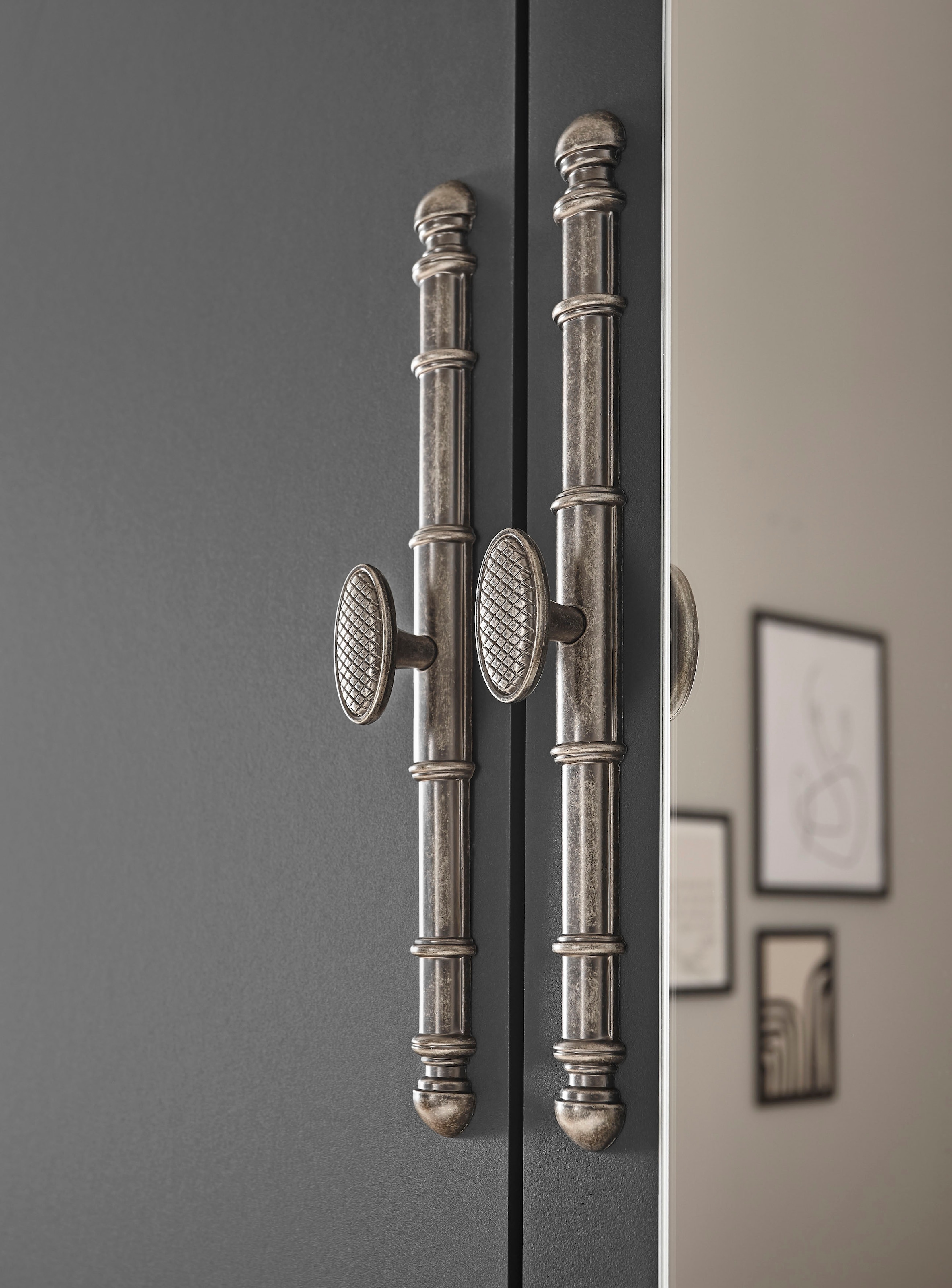 Home affaire Schlafzimmer-Set »Westminster« beinhaltet 1 Bett, Kleiderschrank 2-türig und 1 Nachtkommode