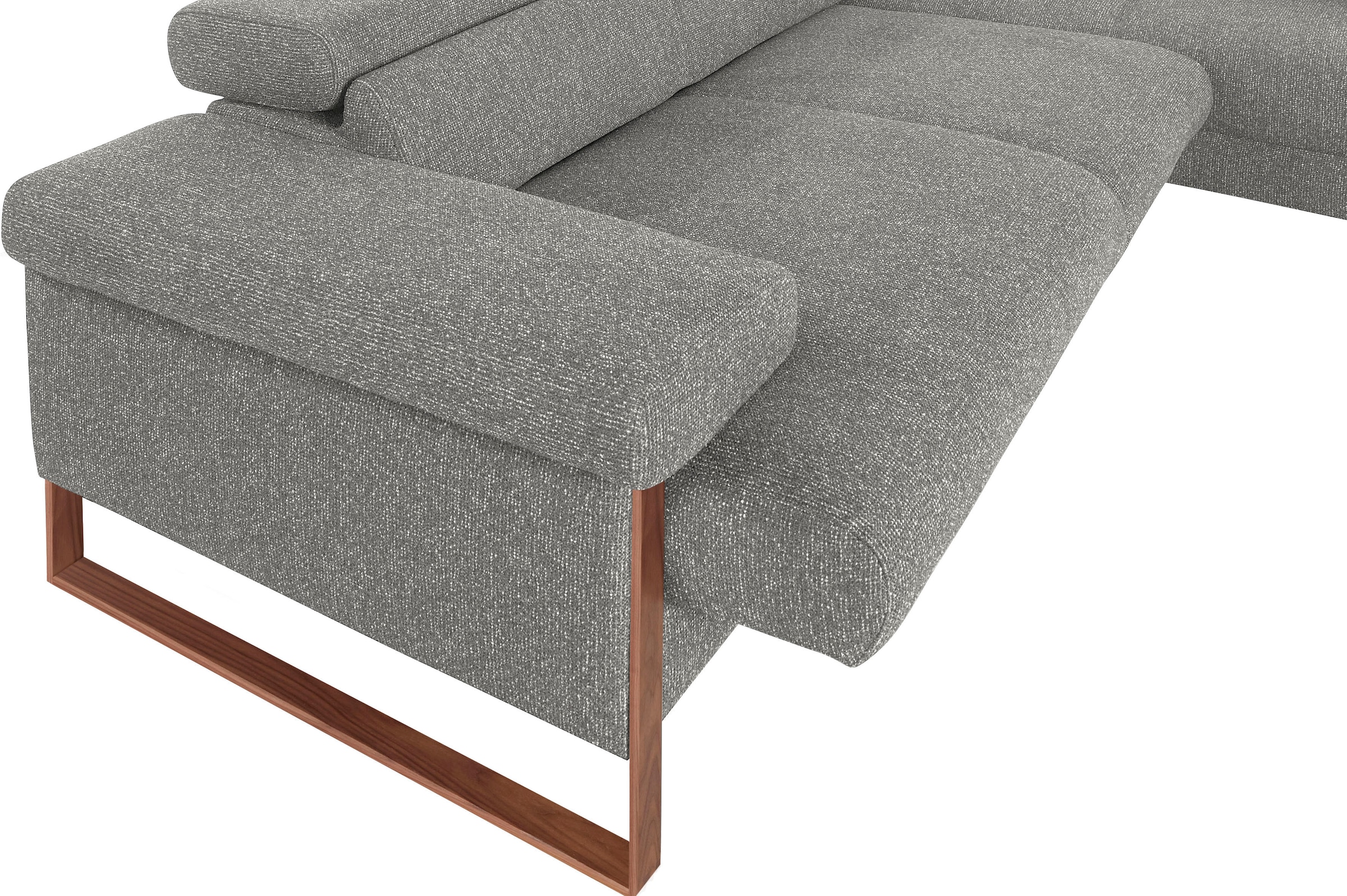 W.SCHILLIG Ecksofa »finn, Designsofa mit tollem Sitzkomfort, bequem, L-Form«, German Design Award 2016, Fußgestell Nussbaum natur, Breite 281 cm