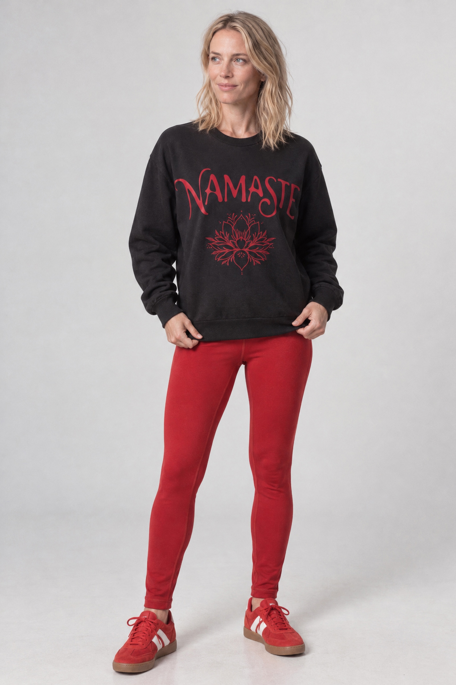 Alife & Kickin Sweatshirt , Lotusblüte unter dem NAMASTE-Schriftzug, breite Rippbündchen
