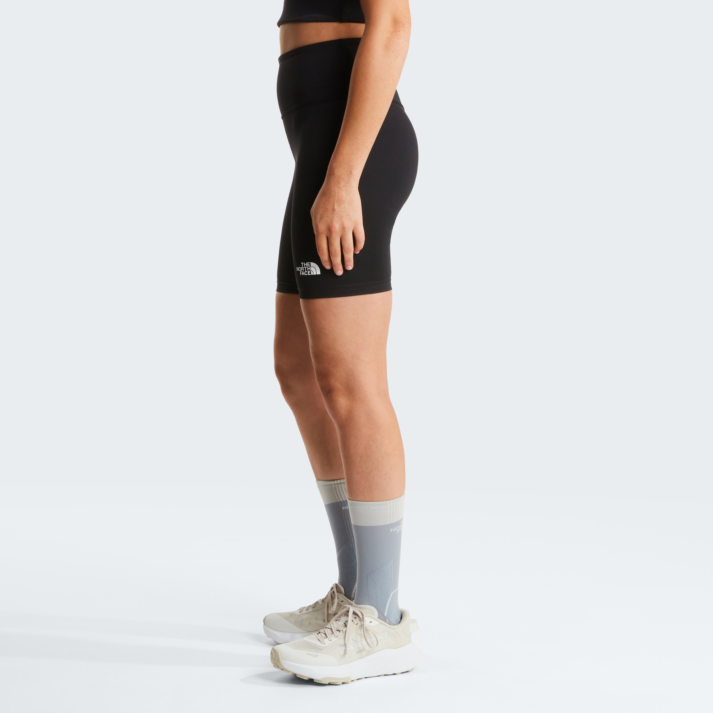 The North Face Radlerhose »W FLEX 8IN TIGHT«  sportlicher Stil, bequeme Passform