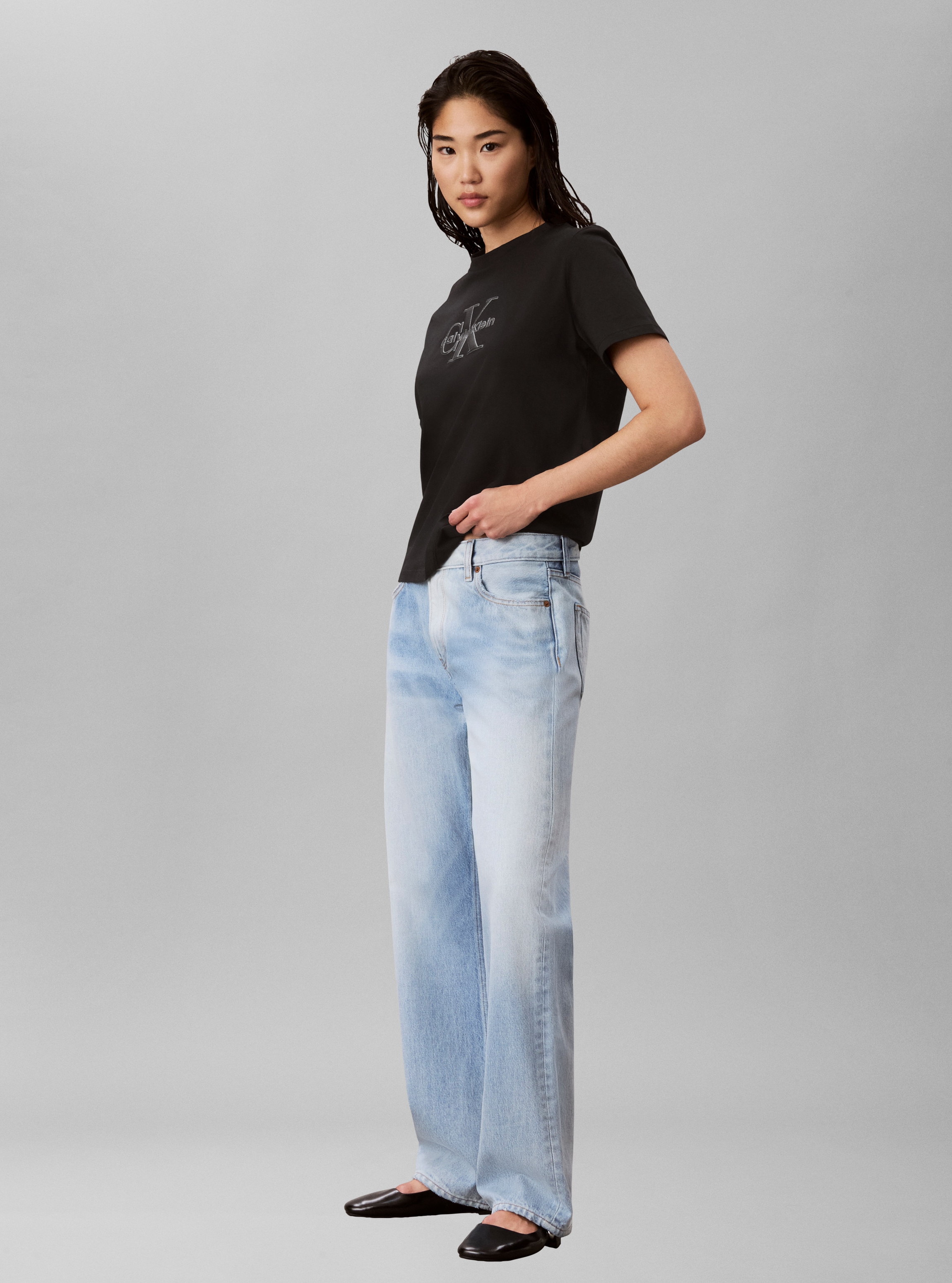 Calvin Klein Jeans T-Shirt Glitzer Logo, Regular Fit, Rundhalsausschnitt
