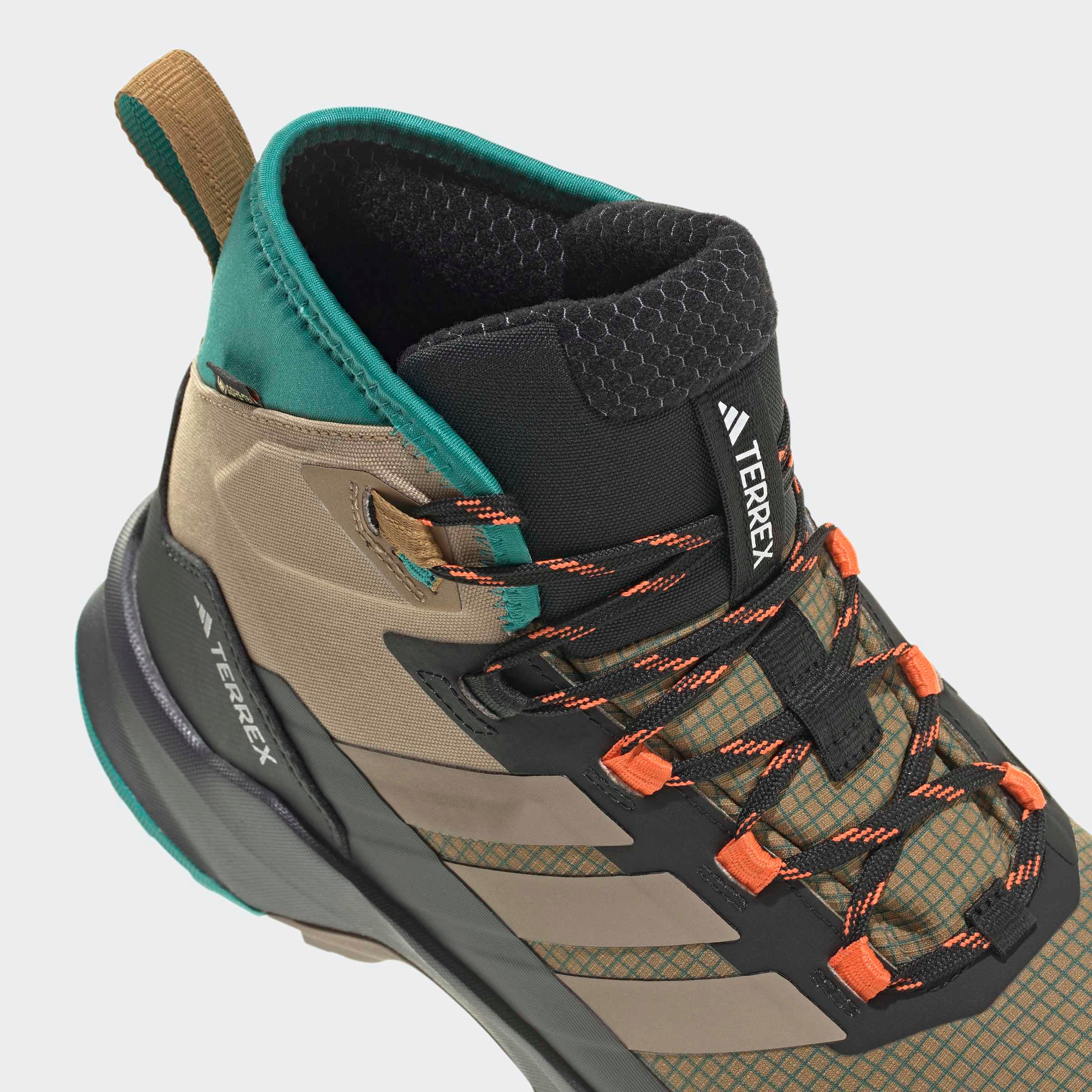 adidas TERREX Wanderschuh »TERREX SKYCHASER AX5 MID GORE-TEX CLIMAWARM+«  wasserdicht und wärmend