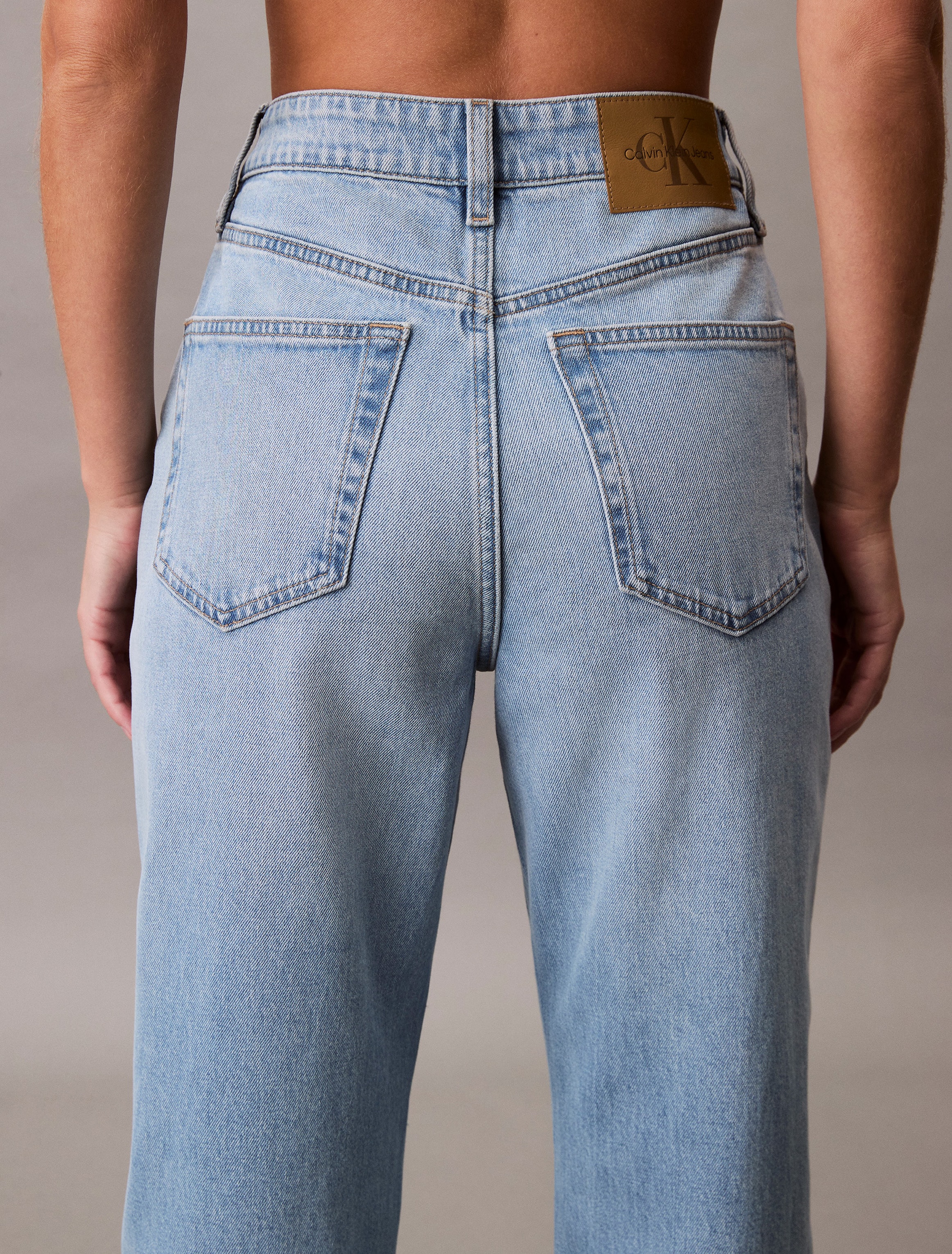 Calvin Klein Jeans Skinny-fit-Jeans »HIGH RISE STRAIGHT LT CAPE«, Mit Gürtelschlaufen