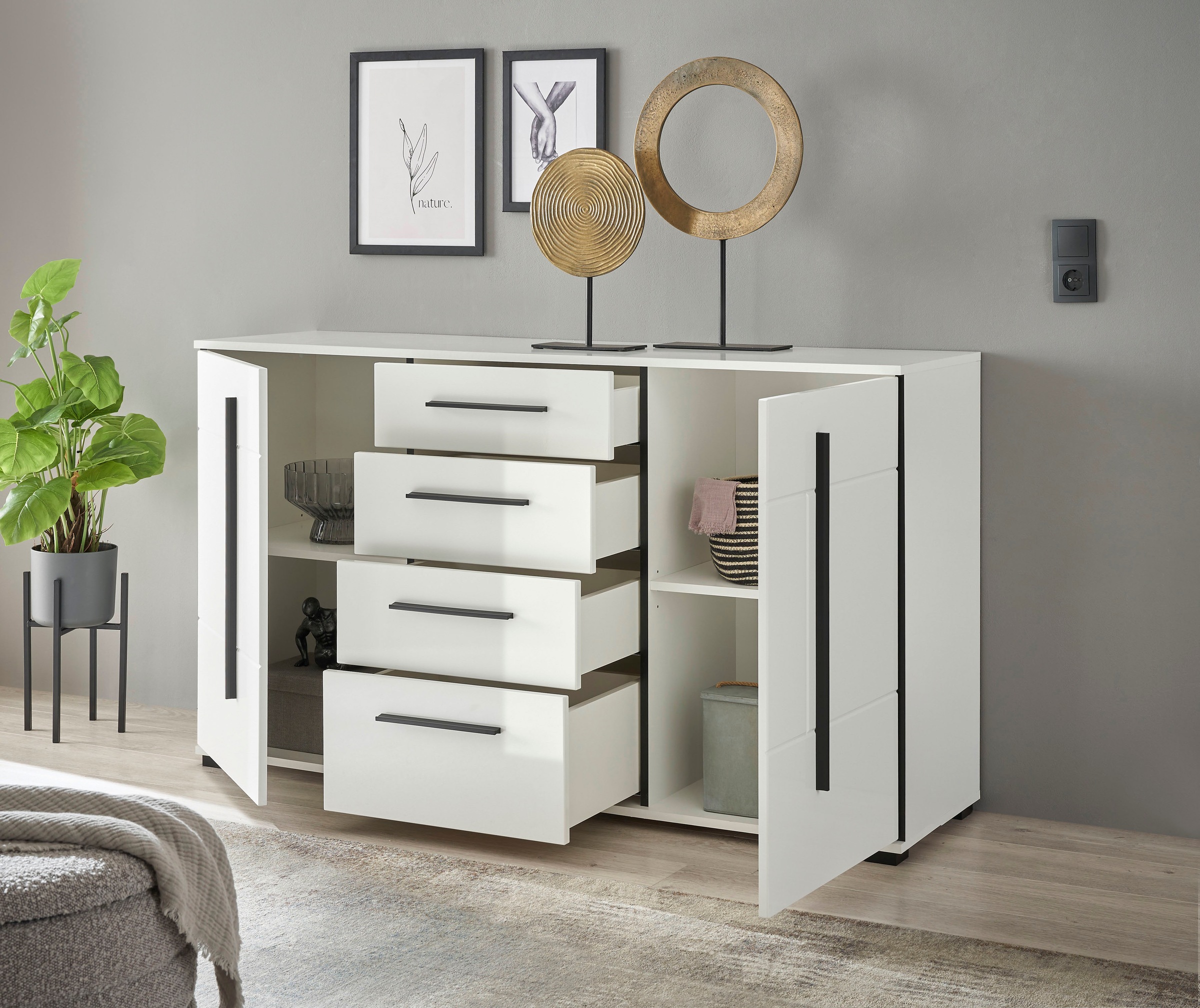 Home affaire Sideboard »Cantara, moderner Schrank, Kommode in Eiche Evoke oder weiß« schwarze Stangengriffe, ausreichend Stauraum, vielseitig einsetzbar