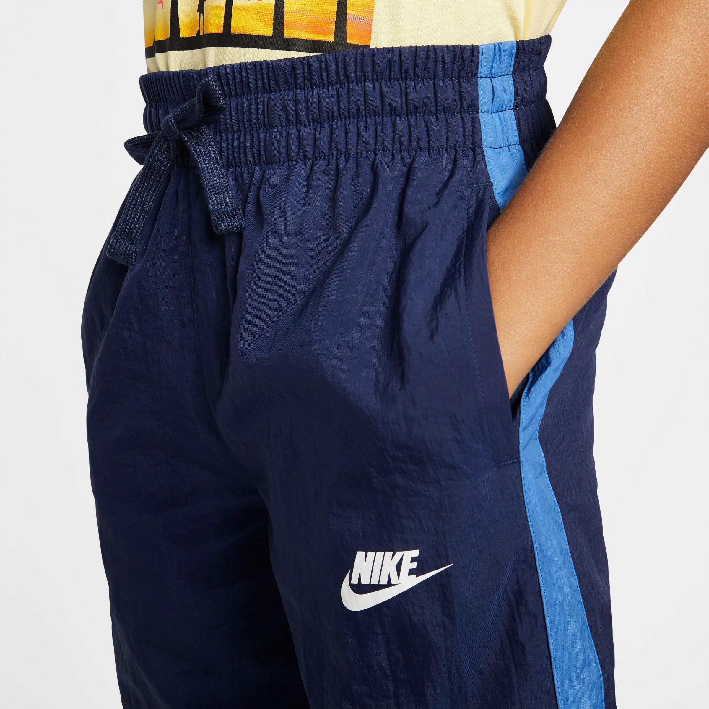Trainingsanzug Nike bei Woven Sportswear »Boys\' Tracksuit«