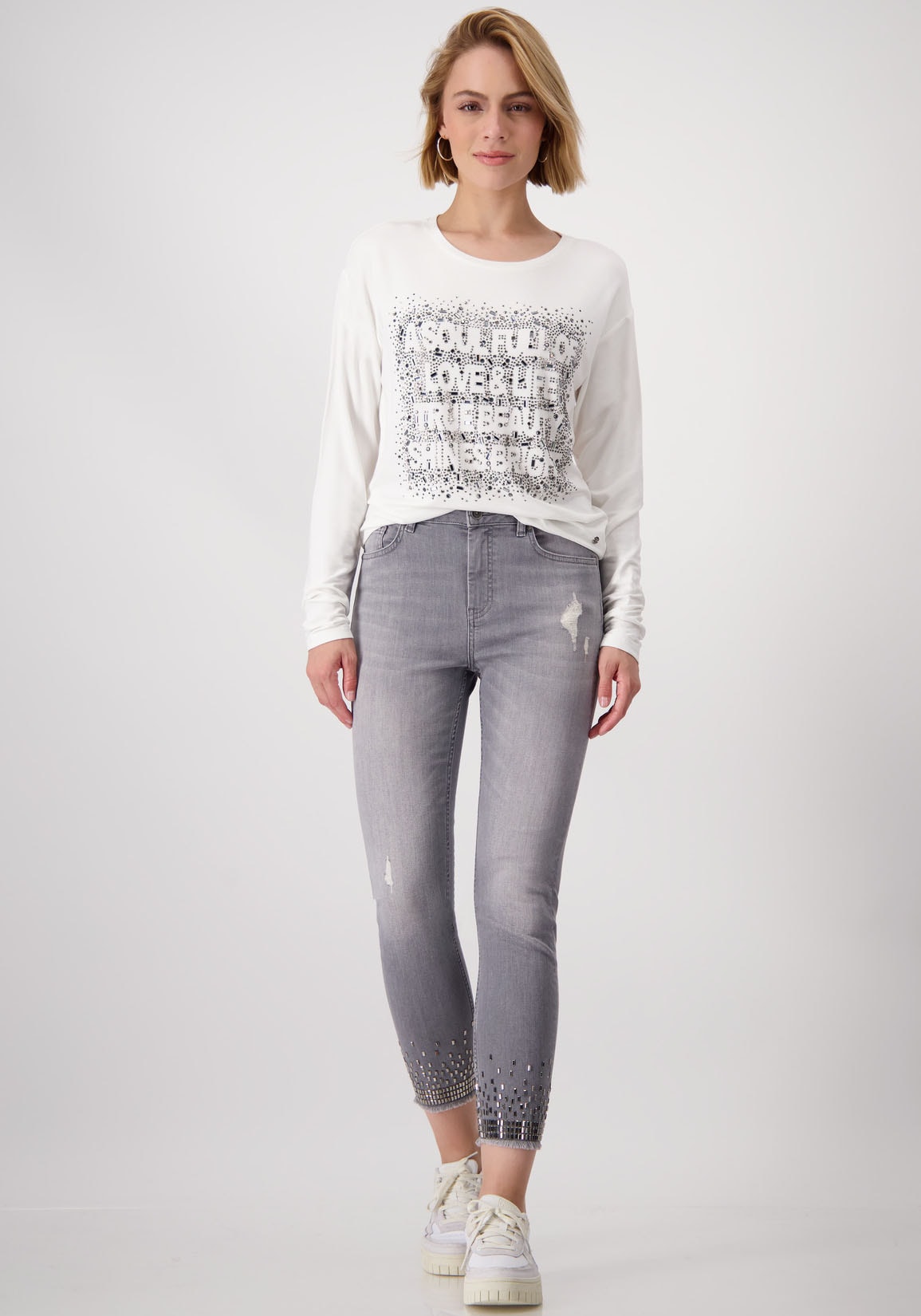 Monari Röhrenjeans, mit Glitzersteinchen