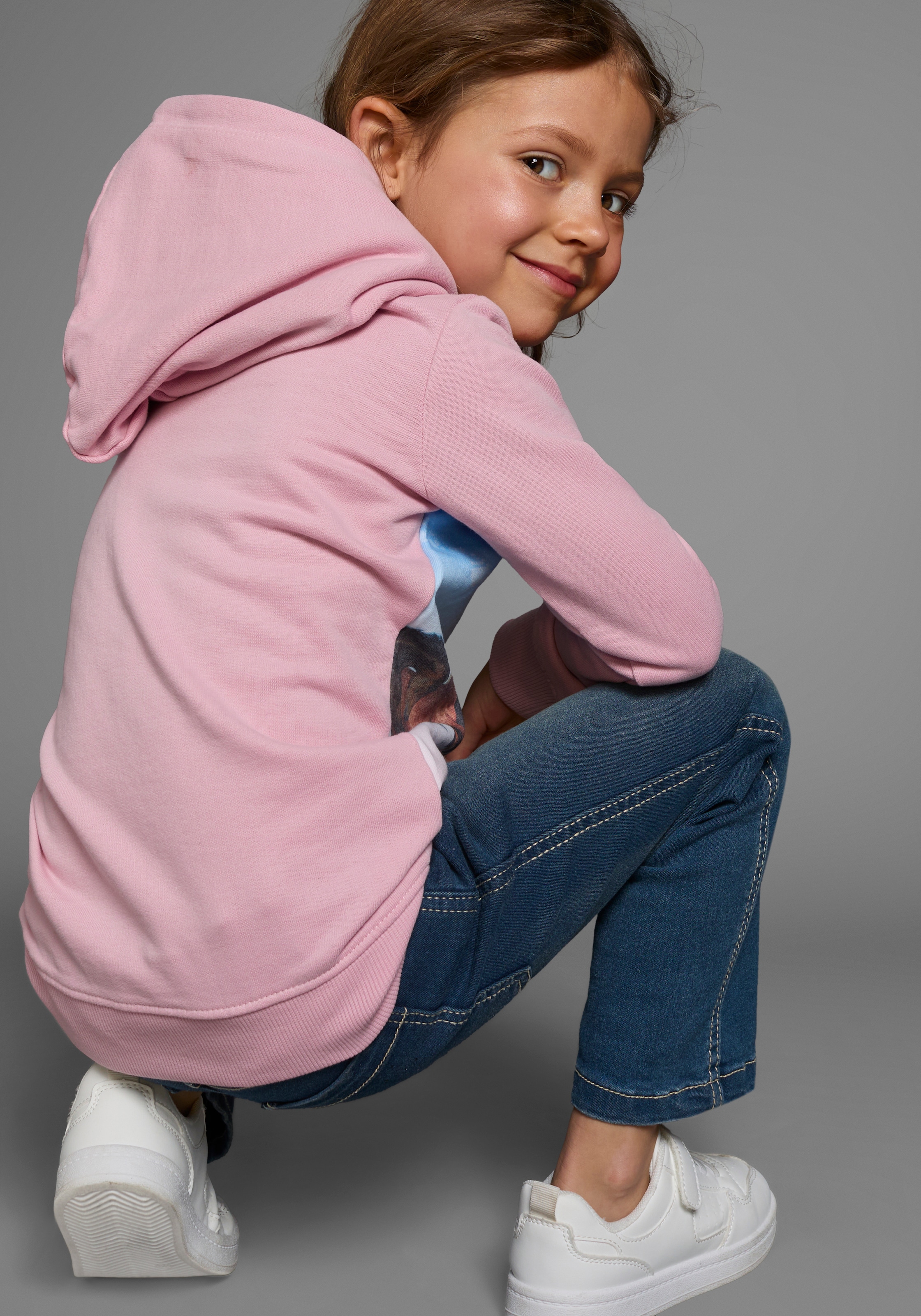 KIDSWORLD Longsweatshirt »für kleine Mädchen«, Langarm, bedruckt, mit Kapuze, aus angerauter Sweatware