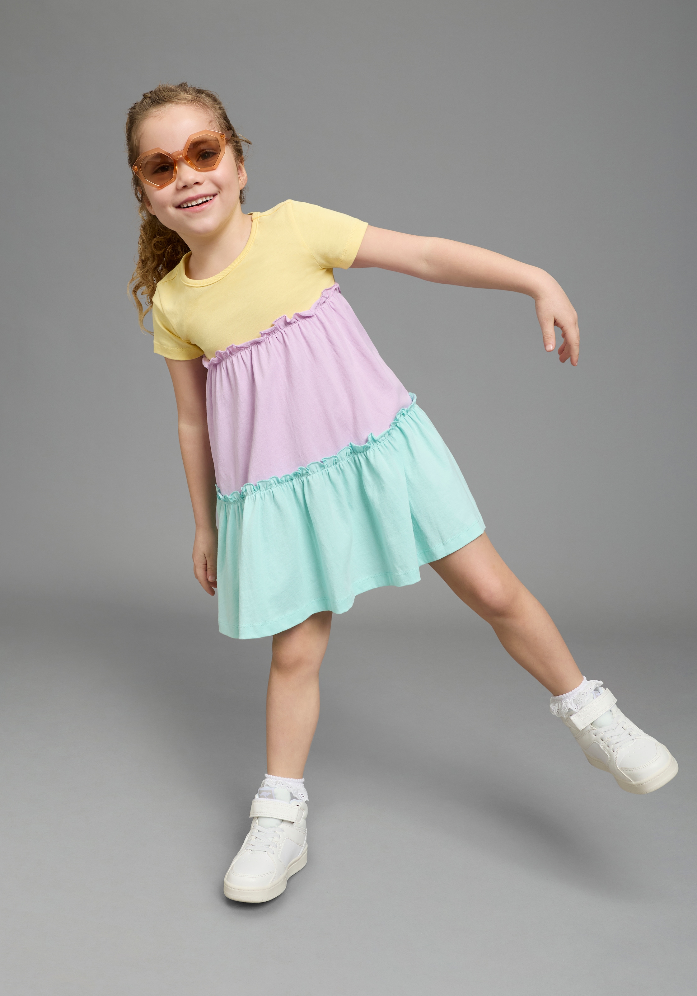 KIDSWORLD Jerseykleid »- Volantkleid für kleine Mädchen« festliche Anlässe,  kniefreie Länge,  verspielter Stil
