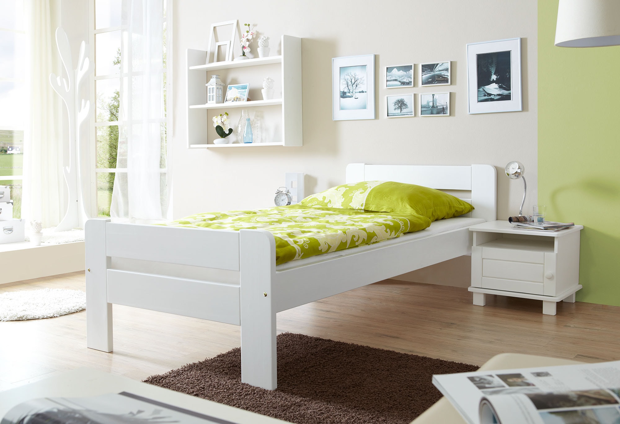 Ticaa Massivholzbett »"Bert", FSC®-zertifiziert (Kiefer), Jugendbett, mit Lattenrost«, (90x200cm, 100x200cm, 140x200cm), ideal für das Kinder- und Jugendzimmer, Massivholz