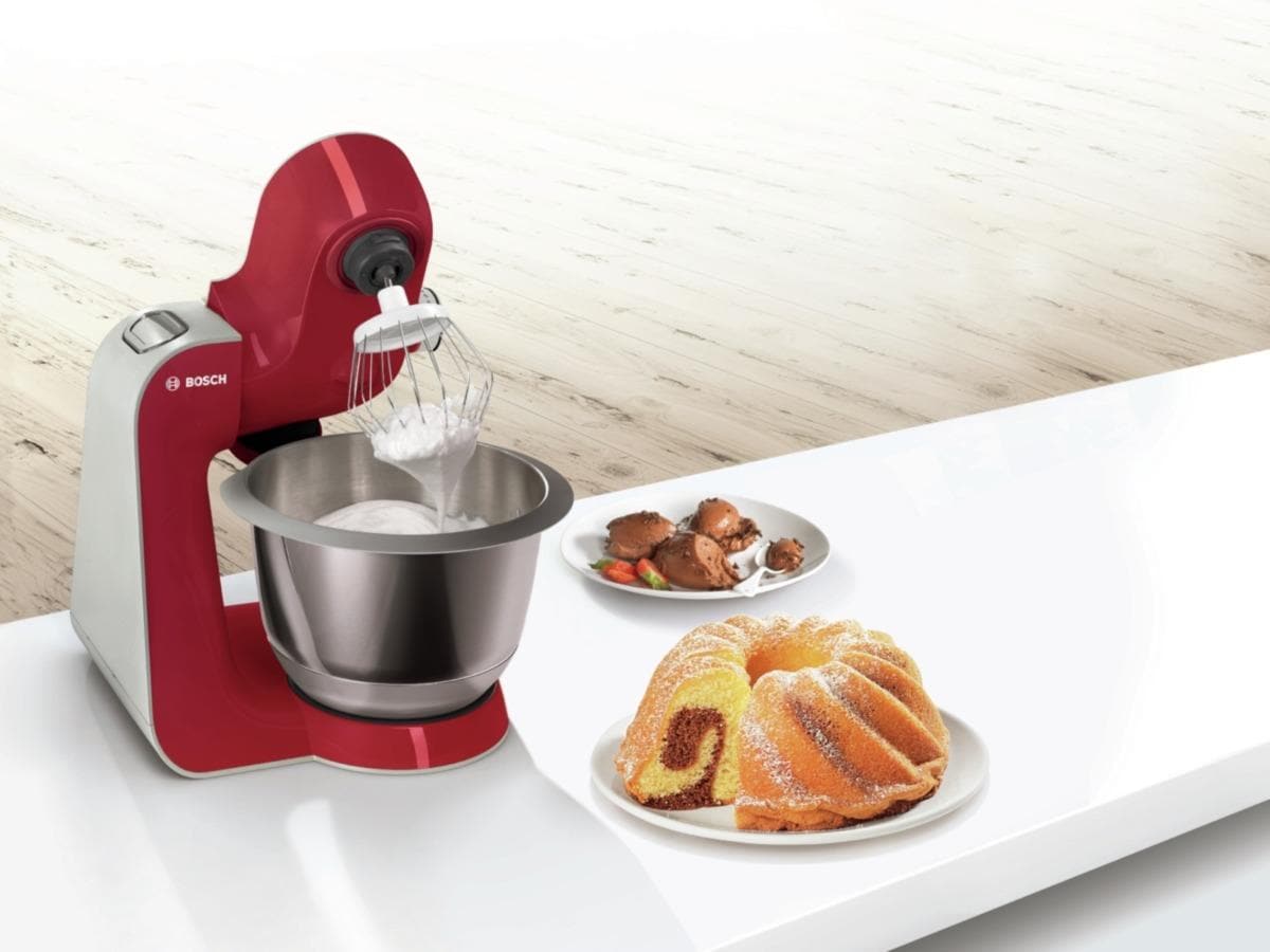 BOSCH Küchenmaschine »MUM5 MUM58720«, 3 Mixer Jahren XXL mit Garantie Reibescheiben, Durchlaufschnitzler, 3 vielseitig einsetzbar, CreationLine