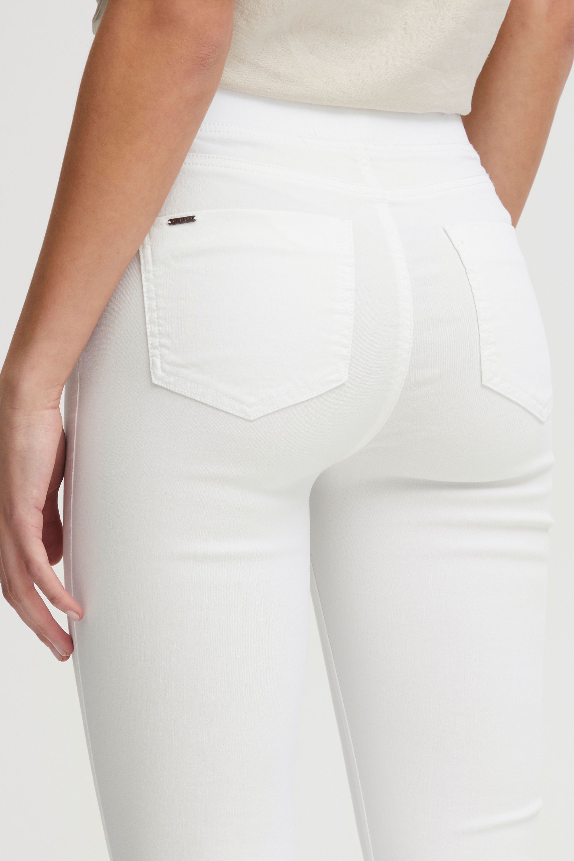 OXMO Stoffhose »Stoffhose OXKeana«