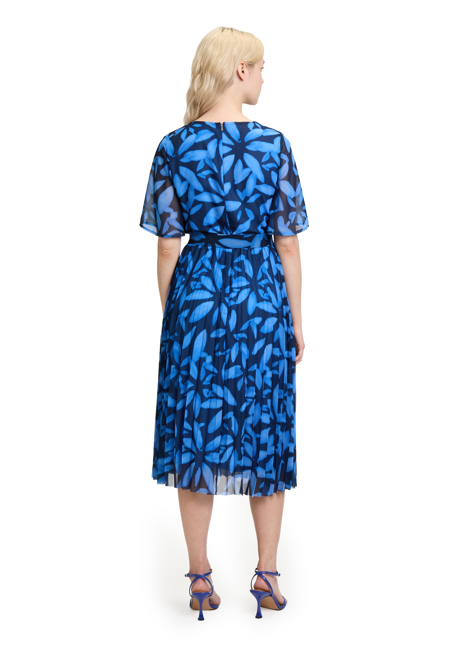 Betty&Co Chiffonkleid »Chiffonkleid mit Plissee«