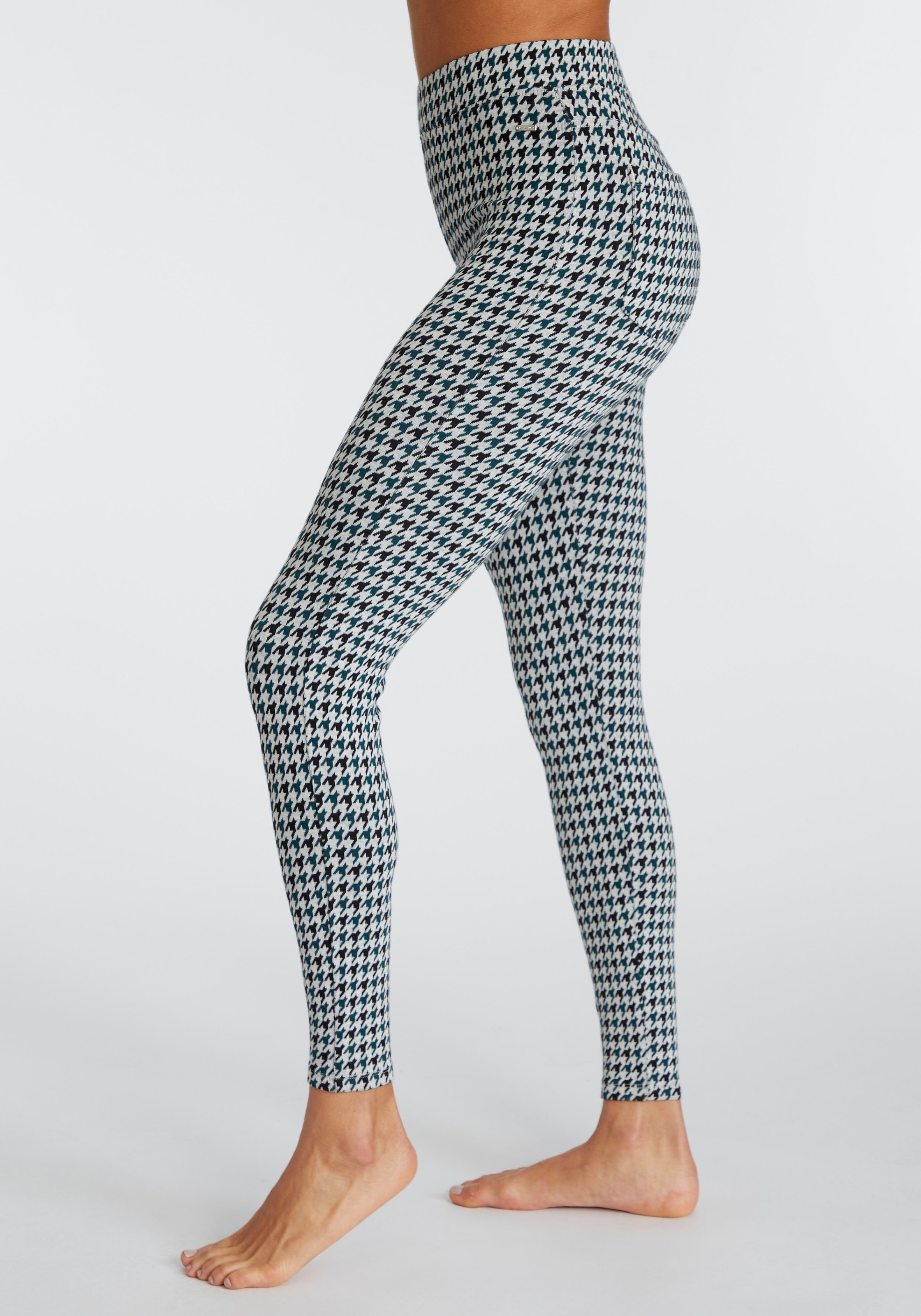 LASCANA Leggings, mit eingestricktem farbigem Design