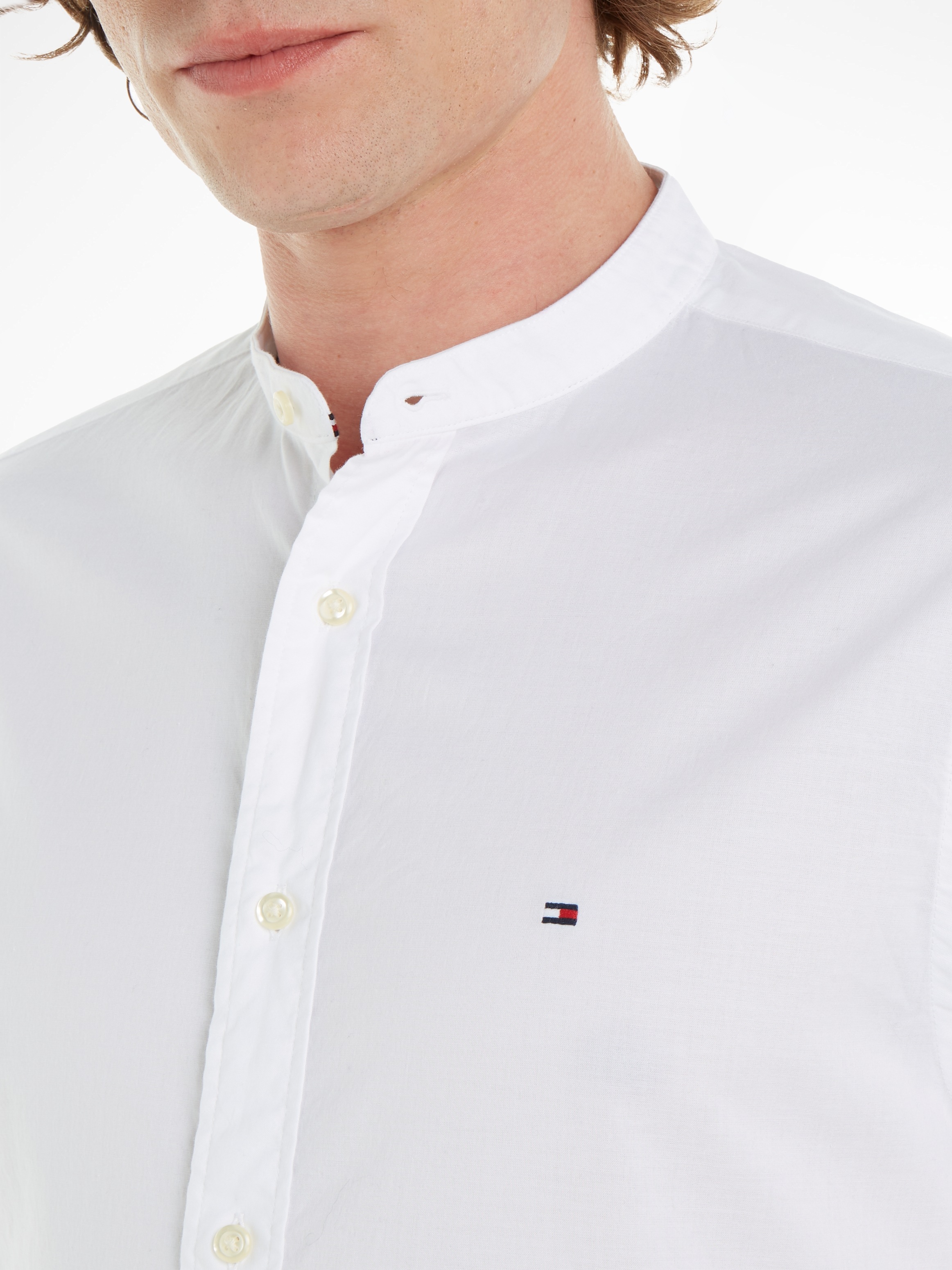 Tommy Hilfiger Langarmhemd »NATURAL SOFT SOLID MAO RF SHIRT«, mit modischem Mao Hemdkragen