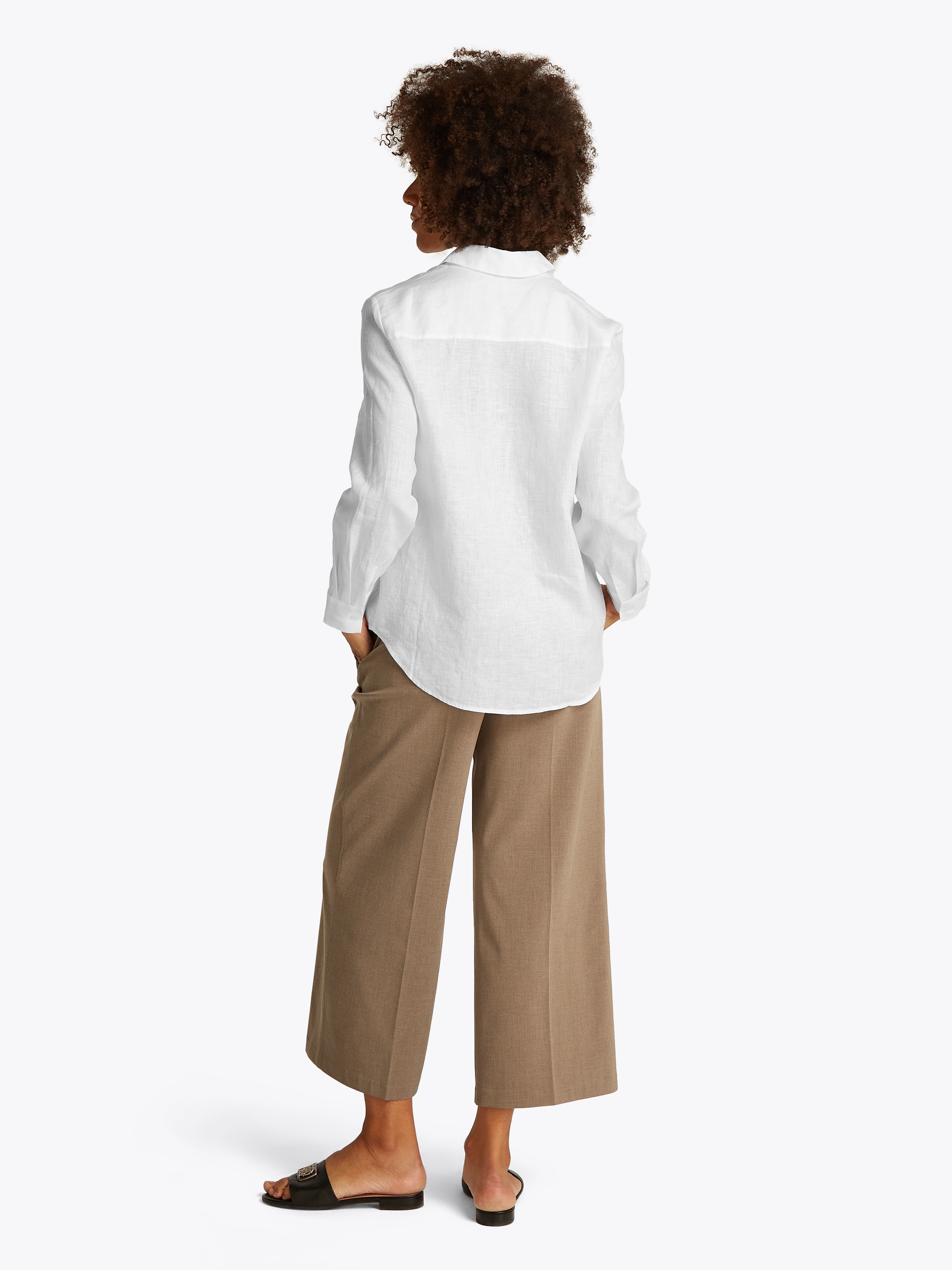 Tommy Hilfiger Hemdbluse »ESS LINEN RELAXED SHIRT«, mit Logostickerei,kühlendes Premium Leinen