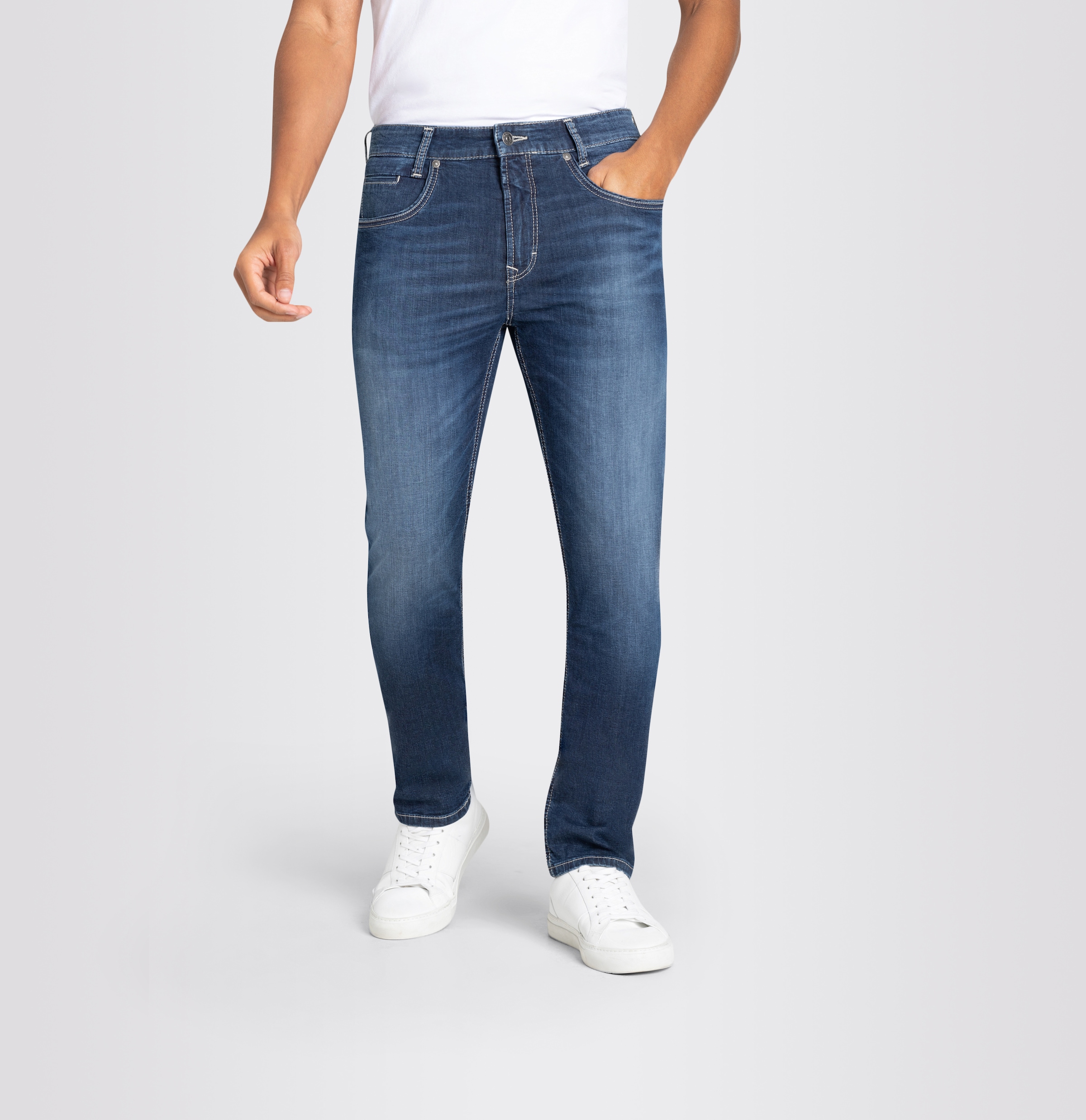 MAC Slim-fit-Jeans »Arne-Pipe light« schmaler figurbetonender Schnitt