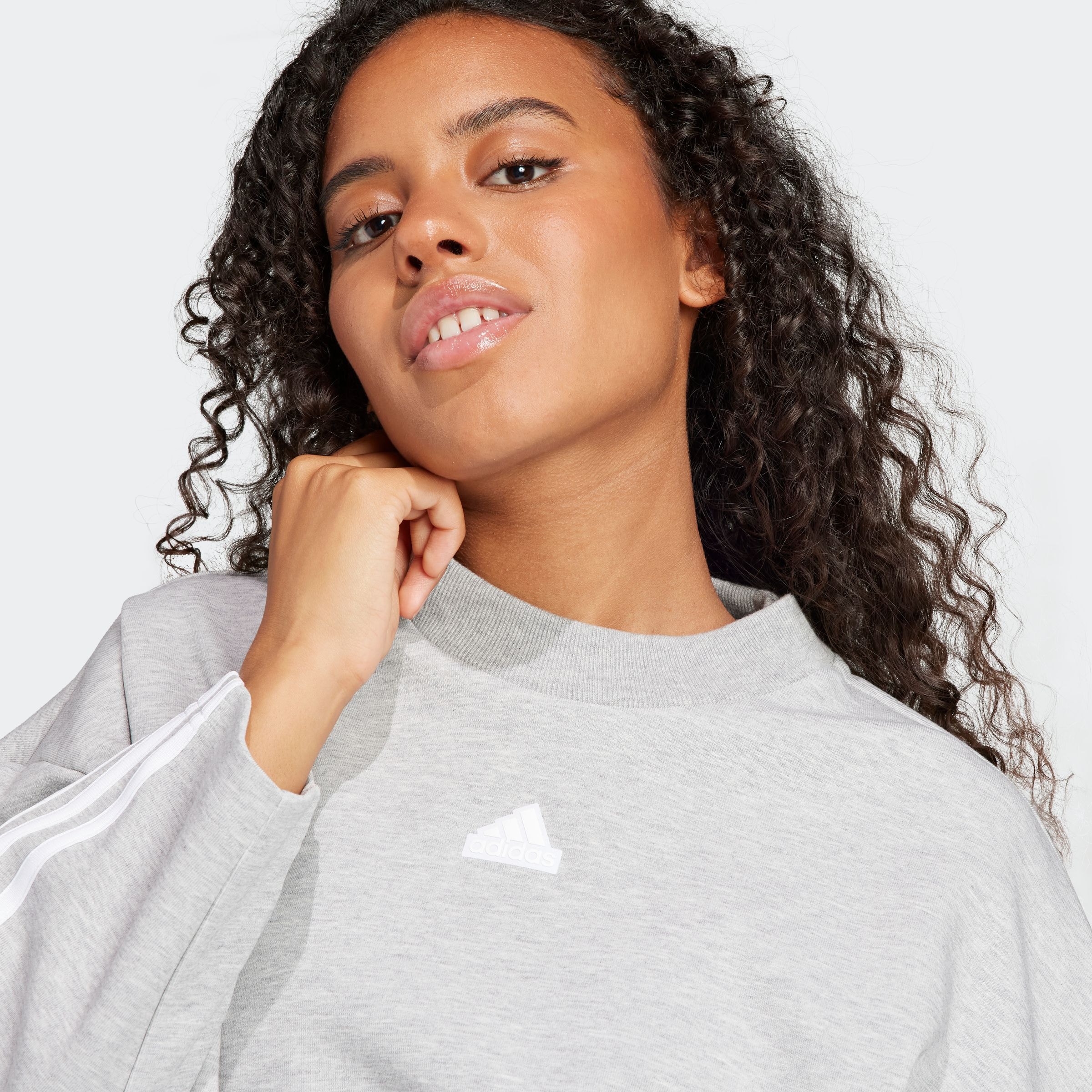 adidas Sportswear Sweatshirt »W FI 3S SWT«
