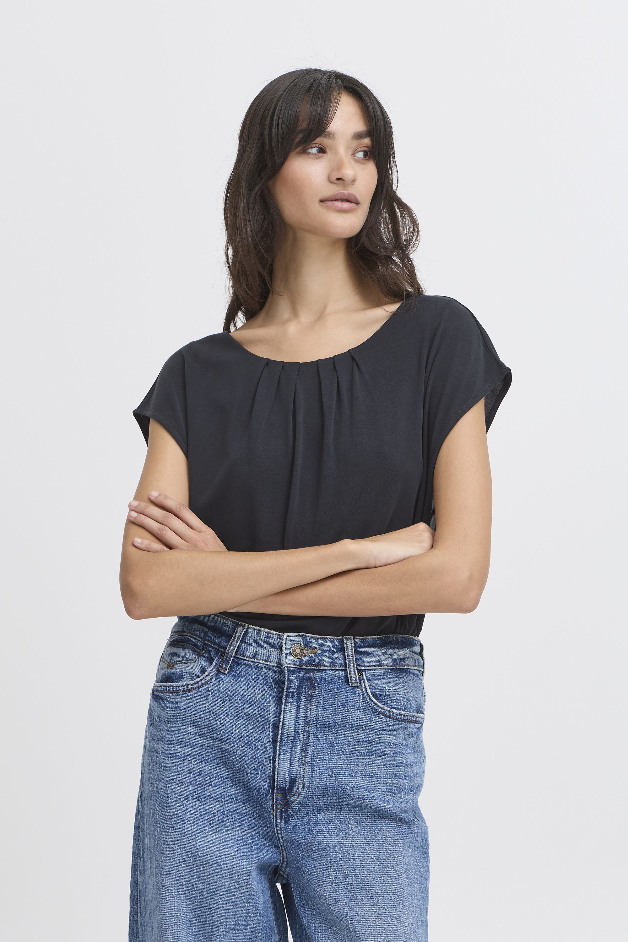 b.young Rundhalsshirt »Rundhalsshirt BYPERL«