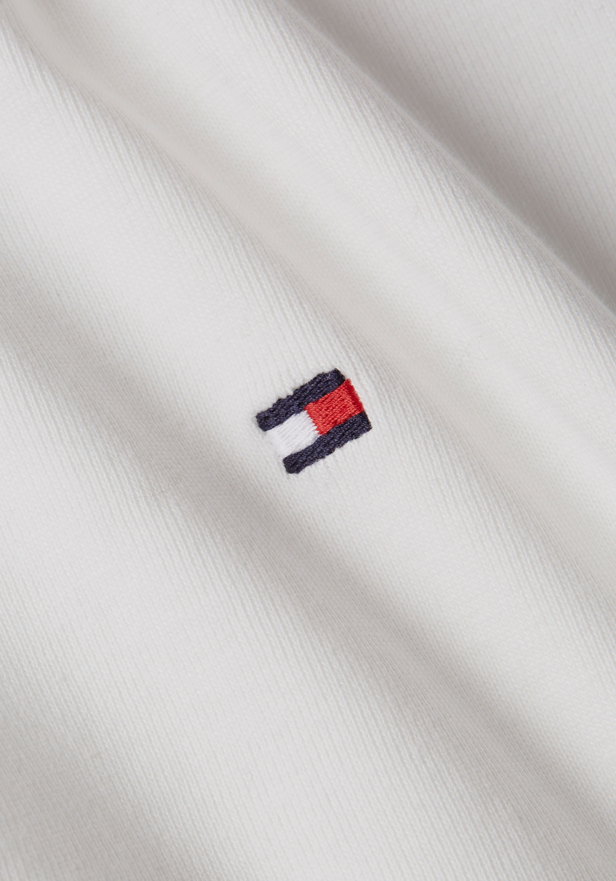 Tommy Hilfiger T-Shirt »CODY, Slim Fit«, mit V-Ausschnitt