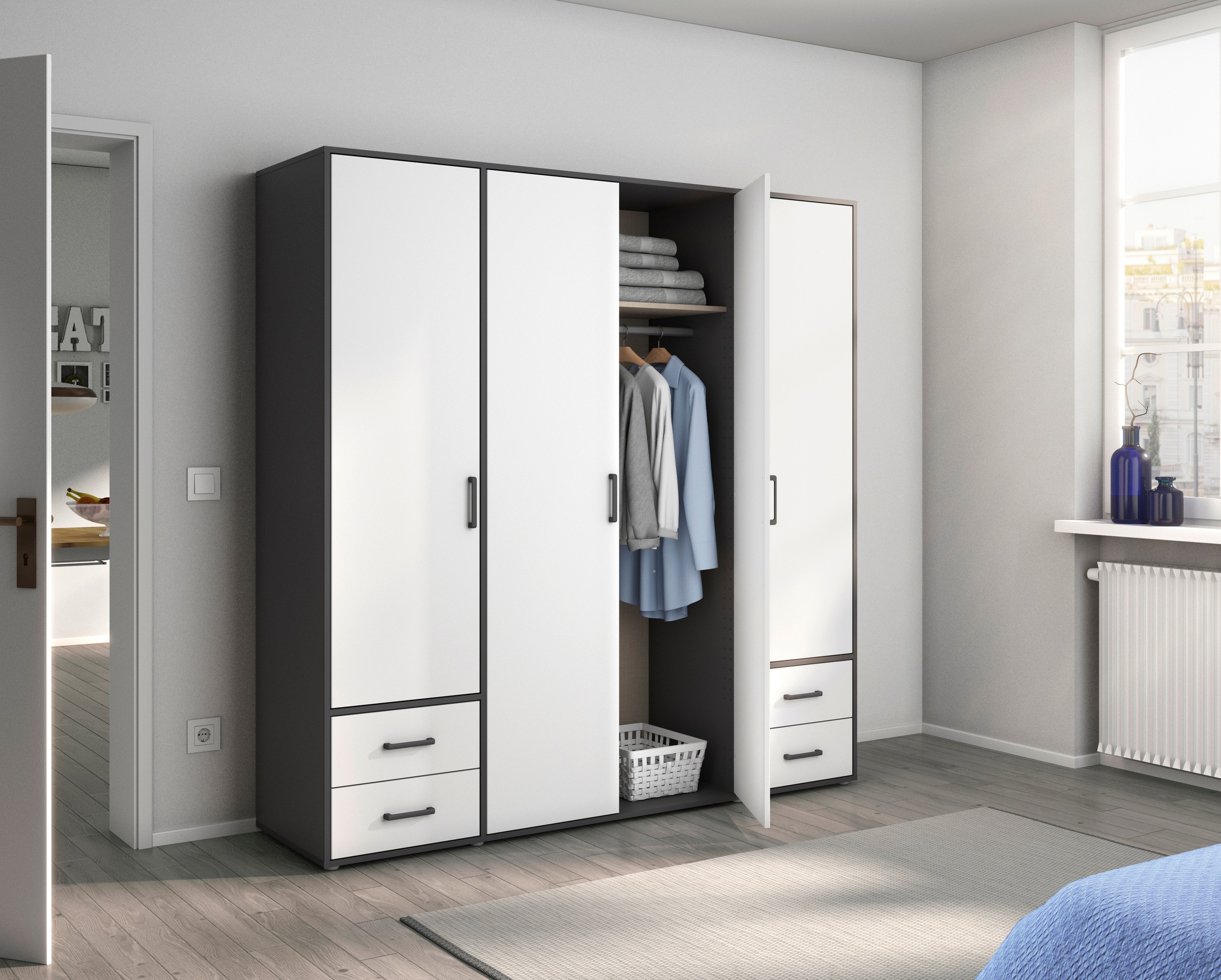 rauch Drehtürenschrank »Kleiderschrank Schrank Garderobe Wäscheschrank VOYAGER«, (in 3 verschiedenen Ausstattungen BASIC/CLASSIC/PREMIUM), moderne Griffe in Graumetallic mit Außenschubkästen MADE IN GERMANY