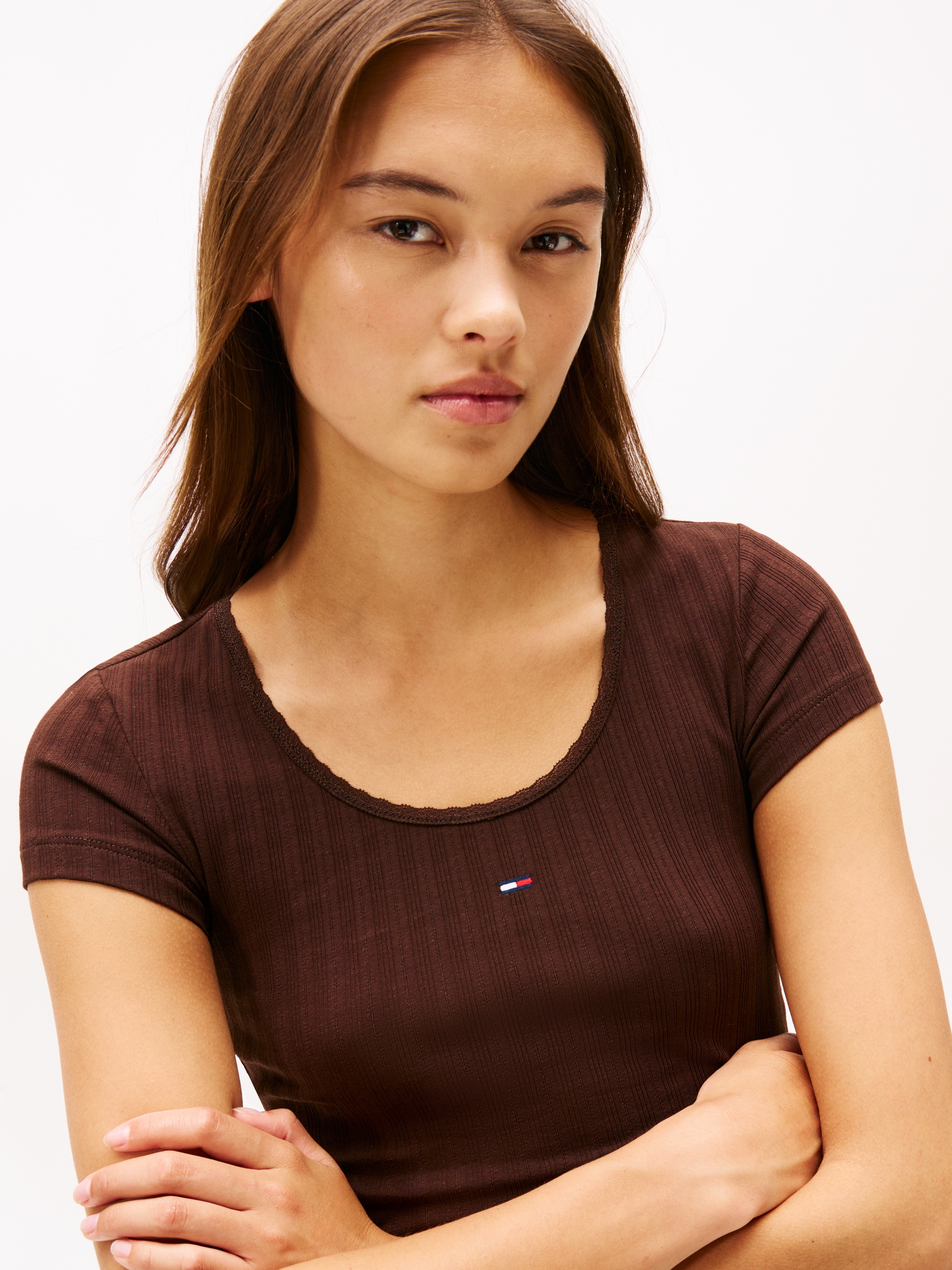 Tommy Jeans Kurzarmshirt »TJW SLIM IRREGULAR RIB SS« in gerippter Struktur