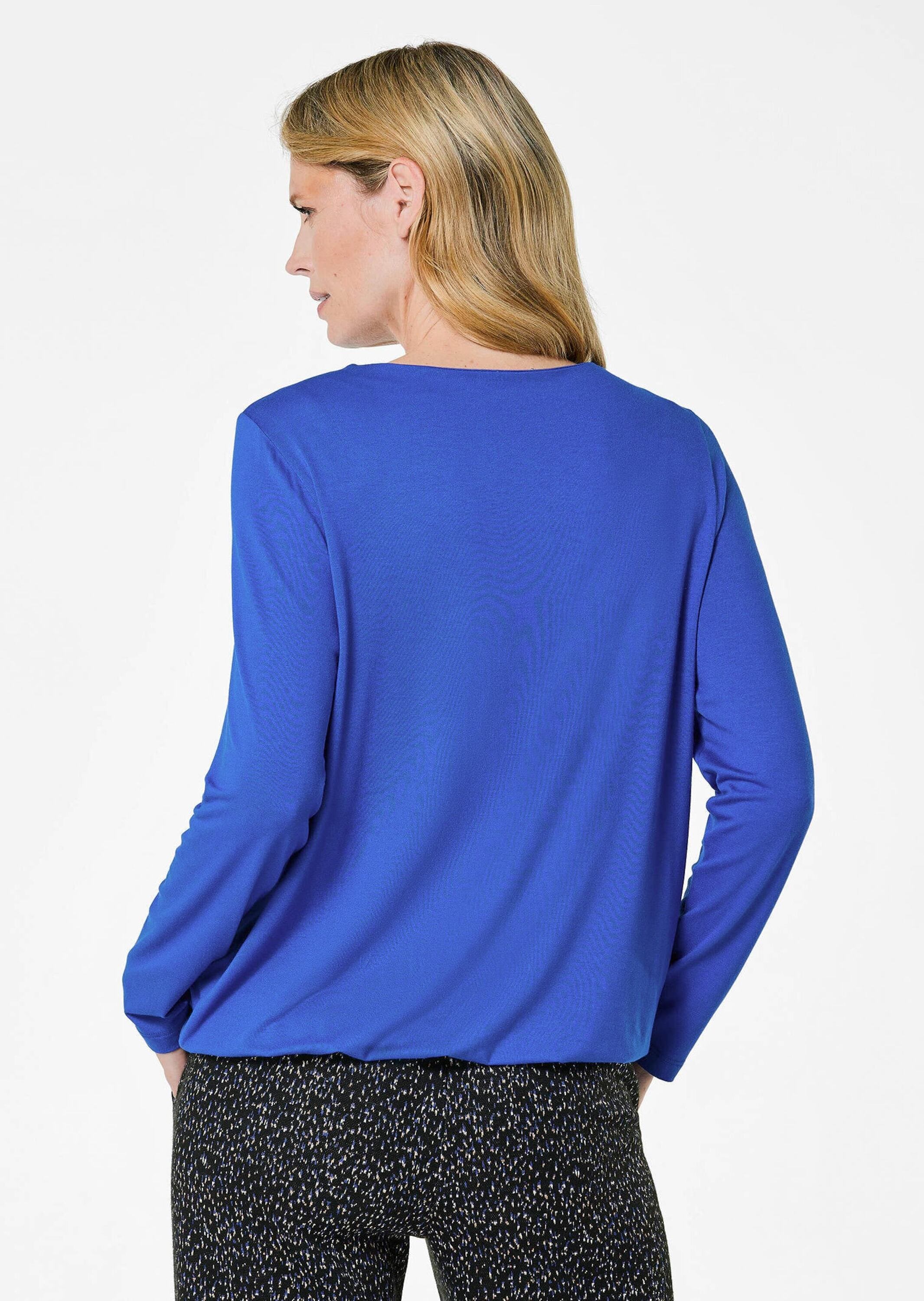 GOLDNER Kurzarmshirt »Kurzgröße Langarmshirt mit Wasserfallausschnitt« Mit schmalem Gummibund am Saum