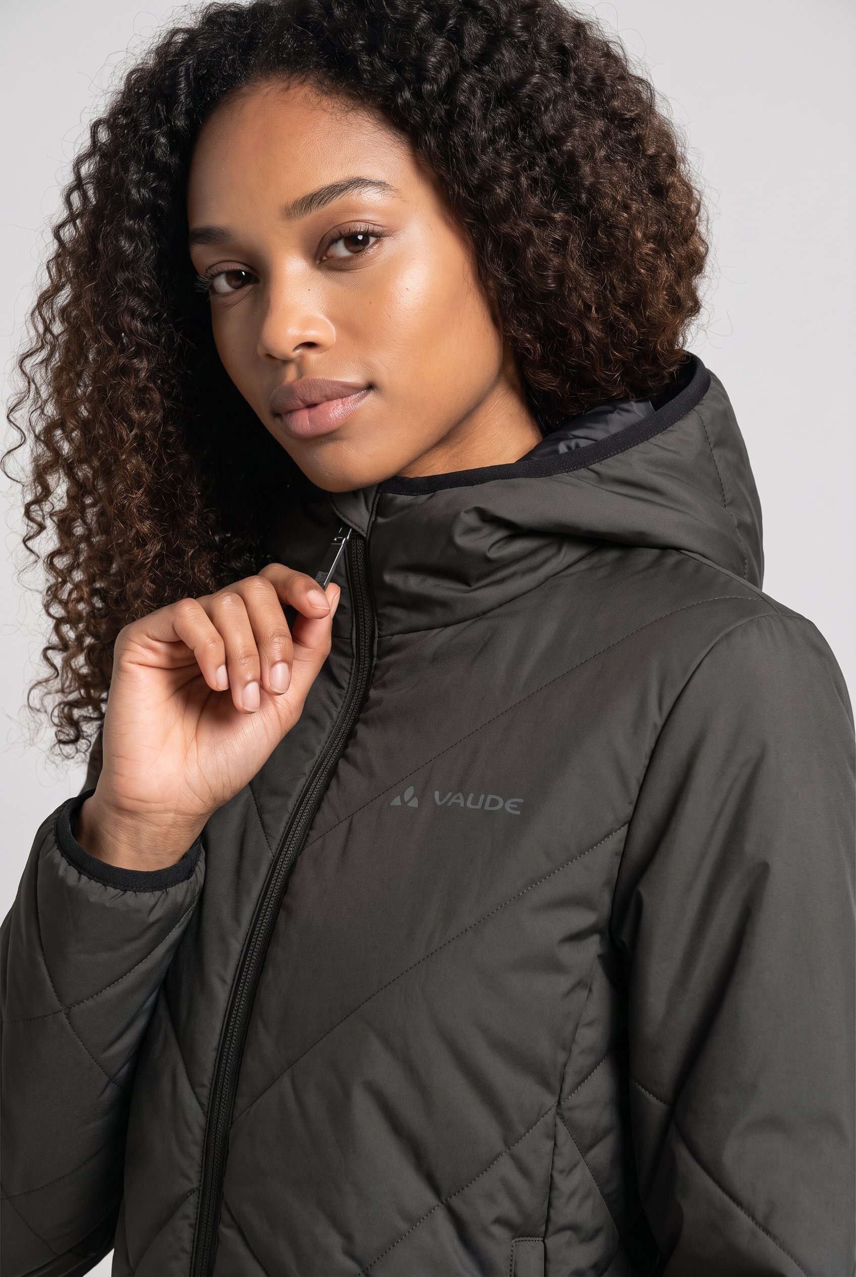 VAUDE Steppjacke »SE WOMEN´S SAFIEN JACKET« für Erwachsene, wasserabweisend, windabweisend, normale Schnittform