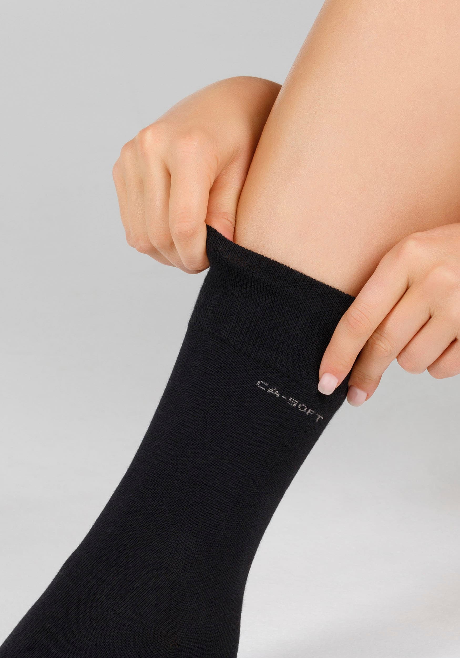 Camano Socken, (Packung, 4 ♕ und Mit Paar), verstärktem Fersen- bei Zehenbereich
