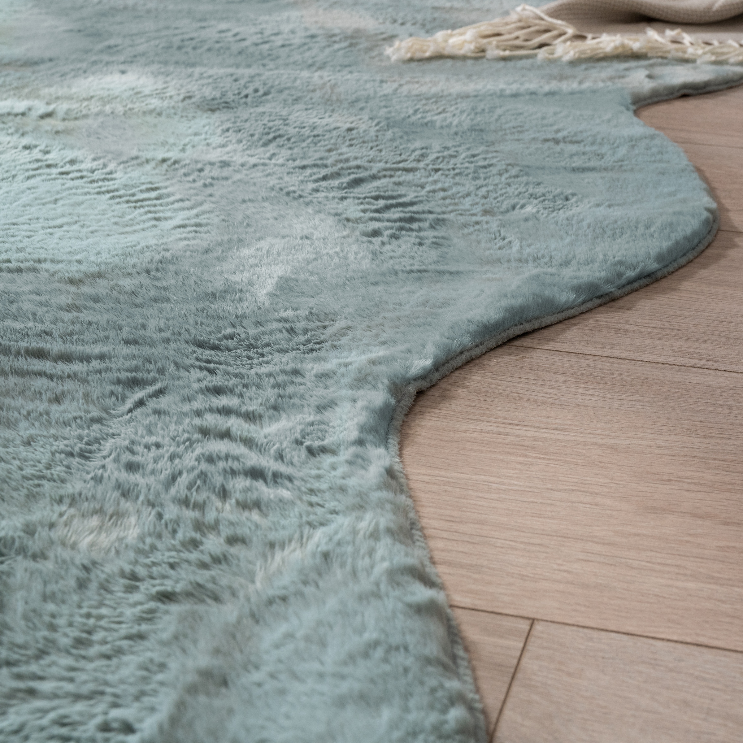 Paco Home Fellteppich »Pelt 640« fellförmig 16 mm Höhe Kunstfell, Uni Farben, sehr weicher Flor