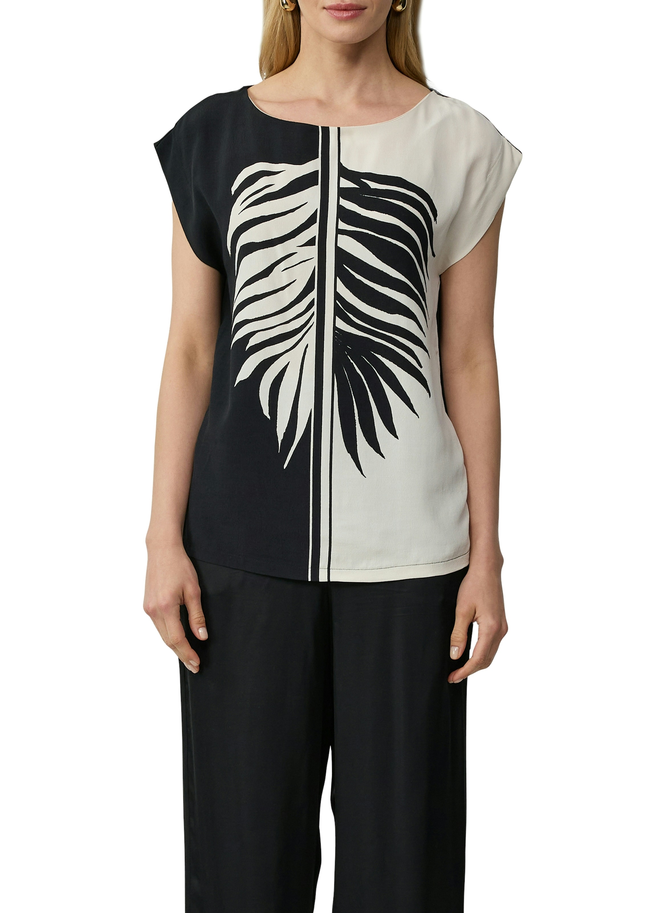 s.Oliver BLACK LABEL T-Shirt mit floralem Print, im Colorblocking-Style