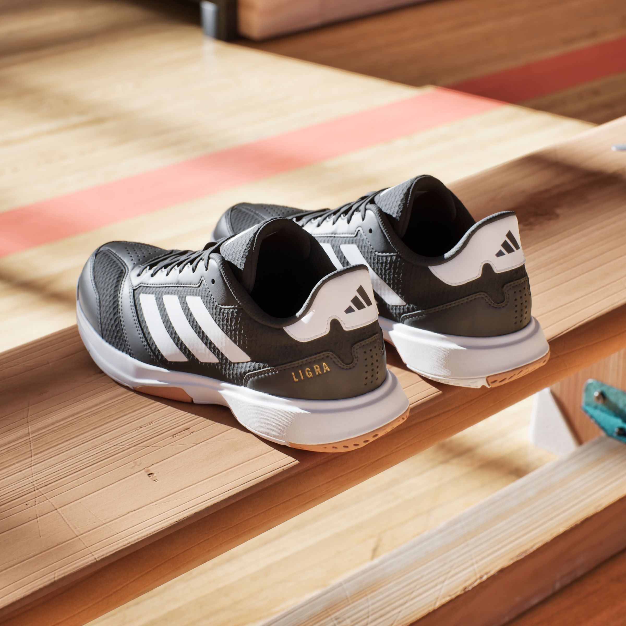 adidas Performance Hallenschuh »LIGRA 8 INDOOR«, geeignet für jeden Hallensport