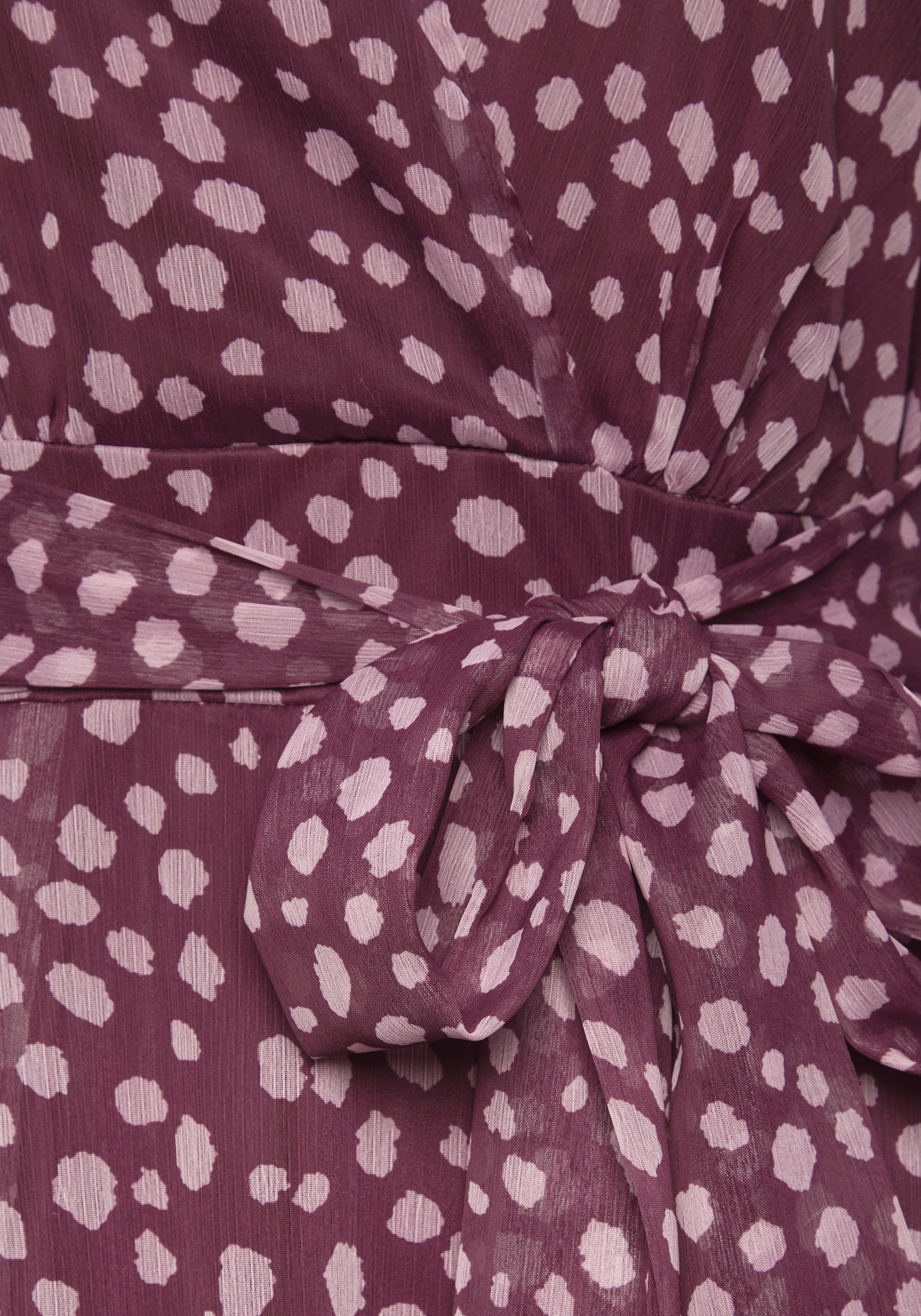LASCANA Maxikleid Ohne Taschen mit Bindeband, elegantes Maxikleid aus Chiffon